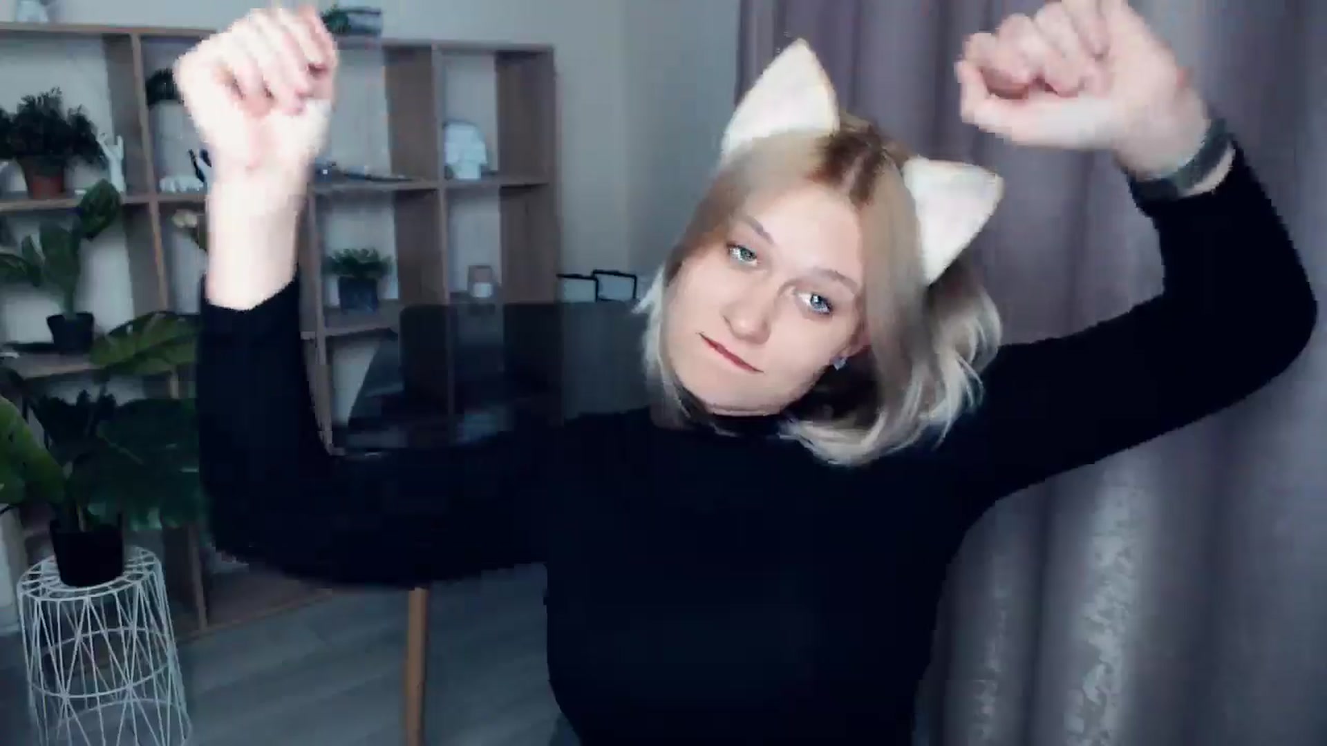 Gallery image thumbnail from Kukla_kolduna's myfreecams stream on, 03/21/2025, 16:26 image 14 of 20