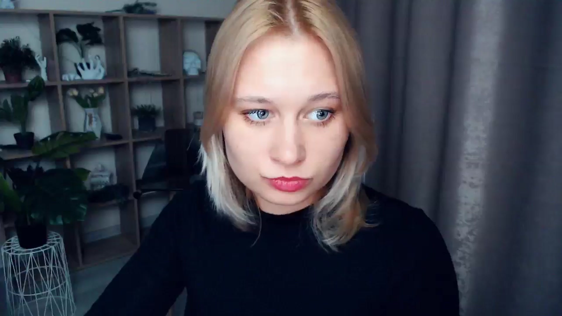 Gallery image thumbnail from Kukla_kolduna's myfreecams stream on, 03/21/2025, 18:16 image 6 of 20