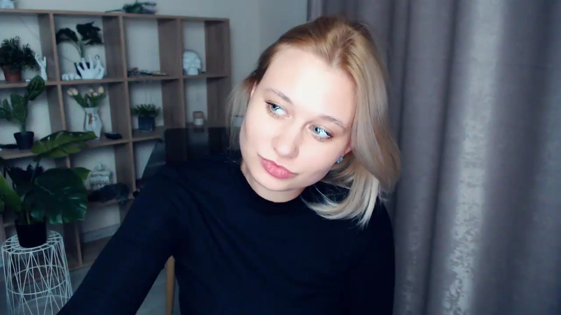 Gallery image thumbnail from Kukla_kolduna's myfreecams stream on, 03/21/2025, 18:16 image 20 of 20