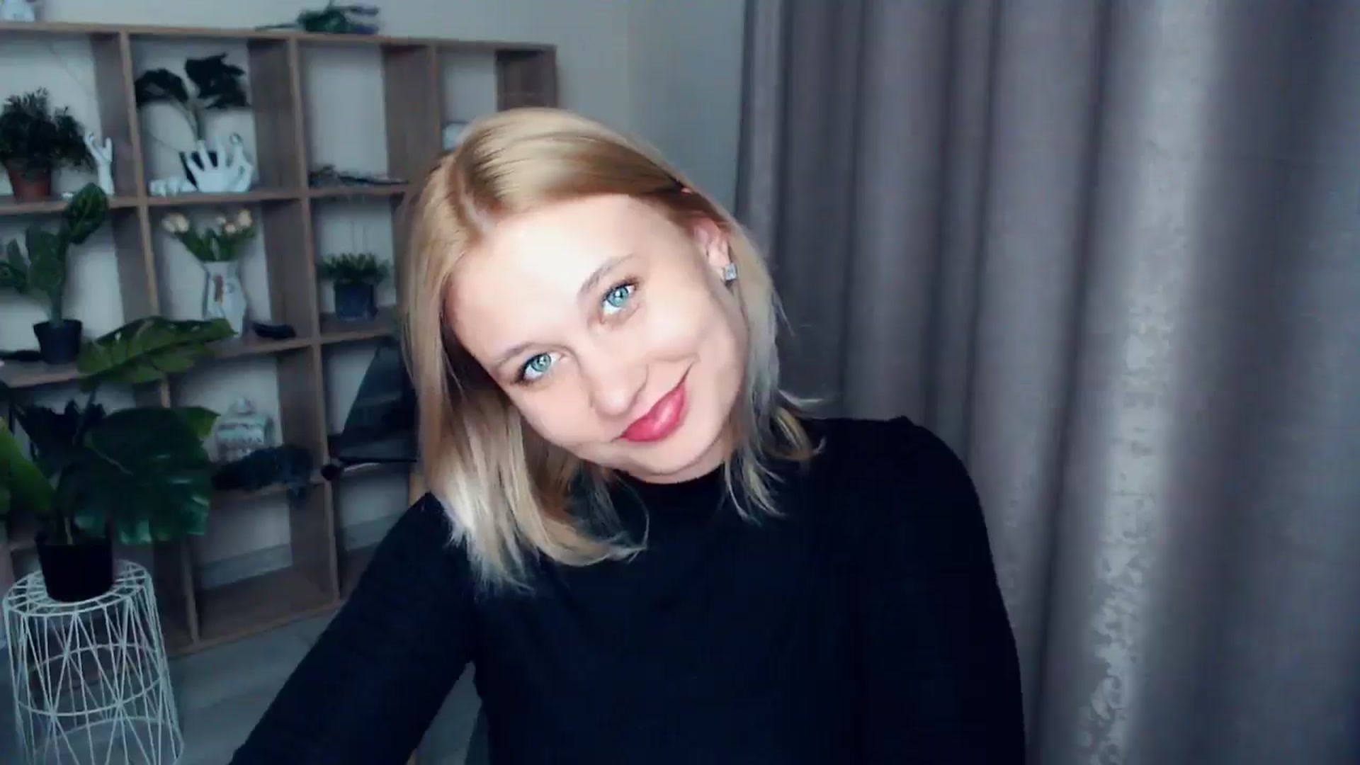 Gallery image thumbnail from Kukla_kolduna's myfreecams stream on, 03/21/2025, 18:16 image 9 of 20