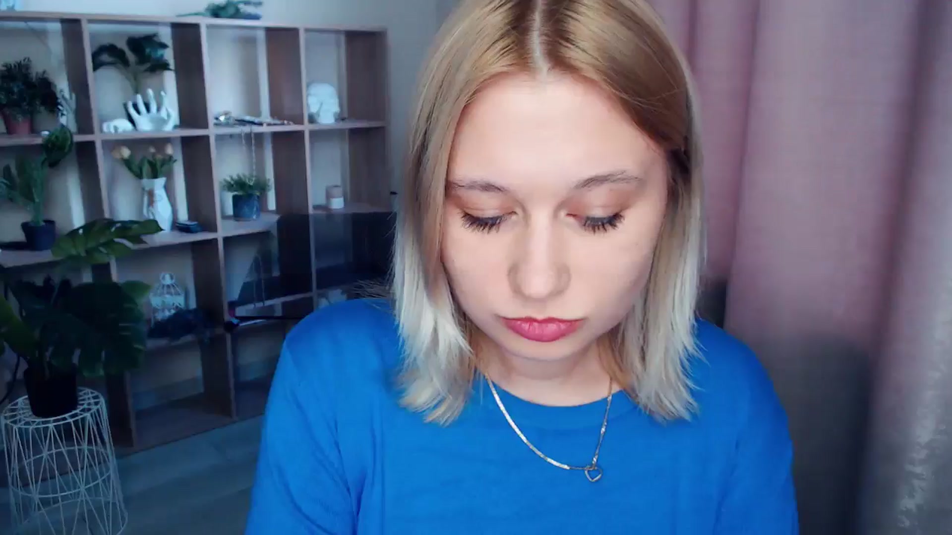Gallery image thumbnail from Kukla_kolduna's myfreecams stream on, 03/22/2025, 15:39 image 16 of 20