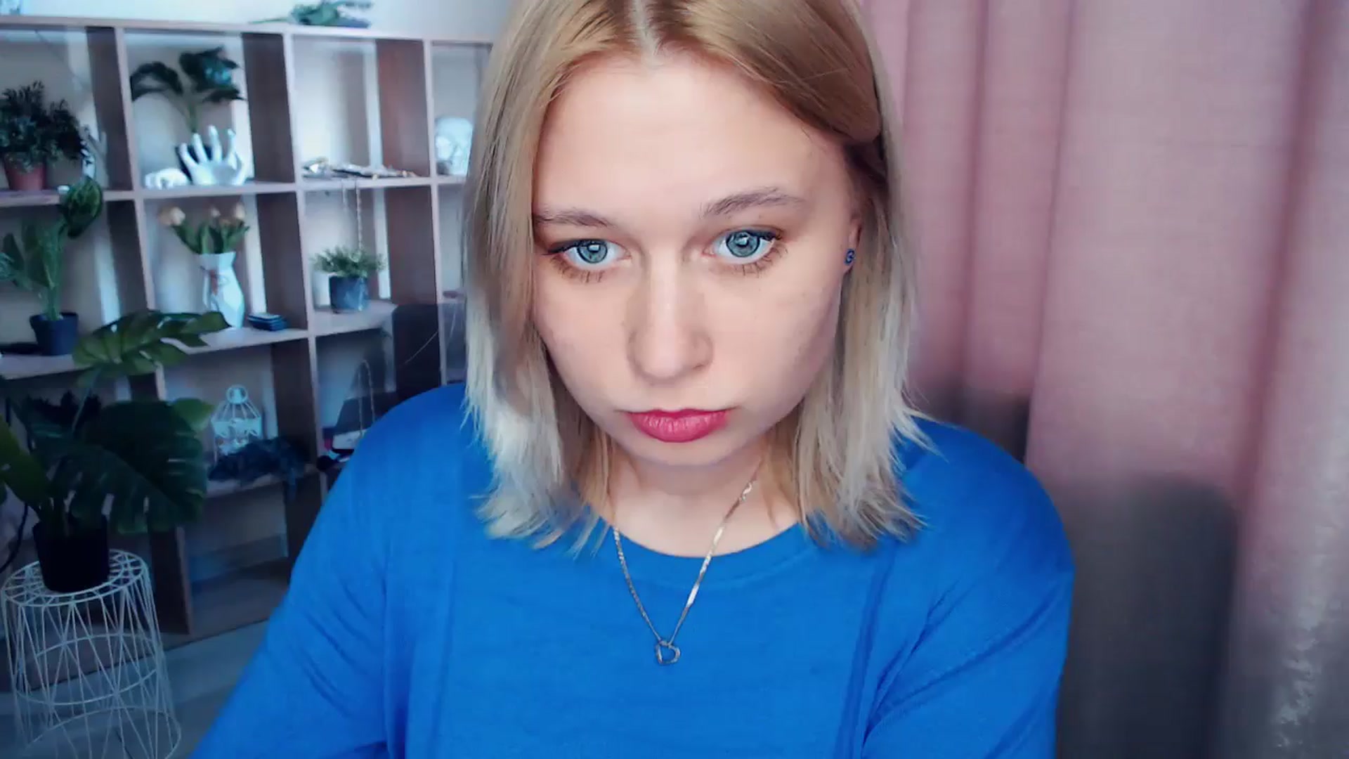 Gallery image thumbnail from Kukla_kolduna's myfreecams stream on, 03/22/2025, 15:39 image 6 of 20