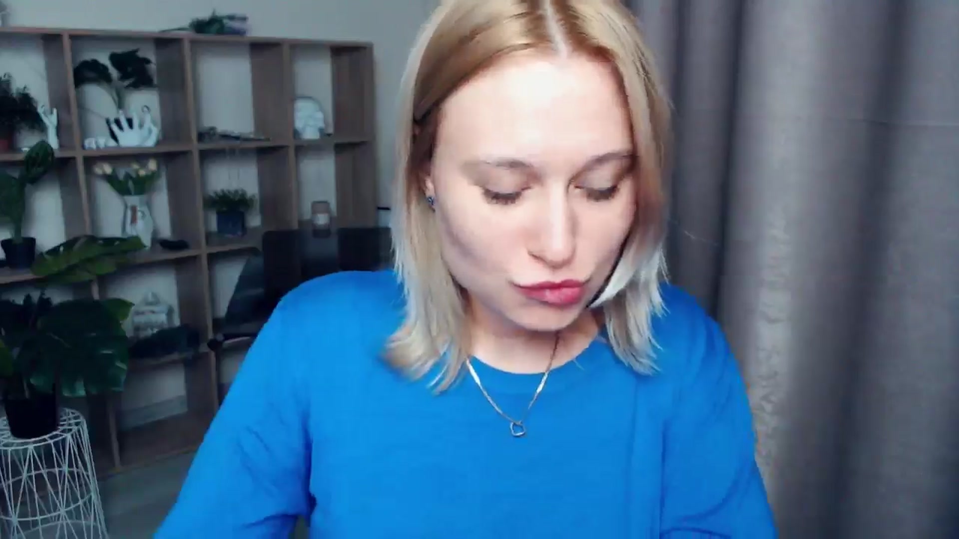 Gallery image thumbnail from Kukla_kolduna's myfreecams stream on, 03/22/2025, 19:09 image 13 of 20
