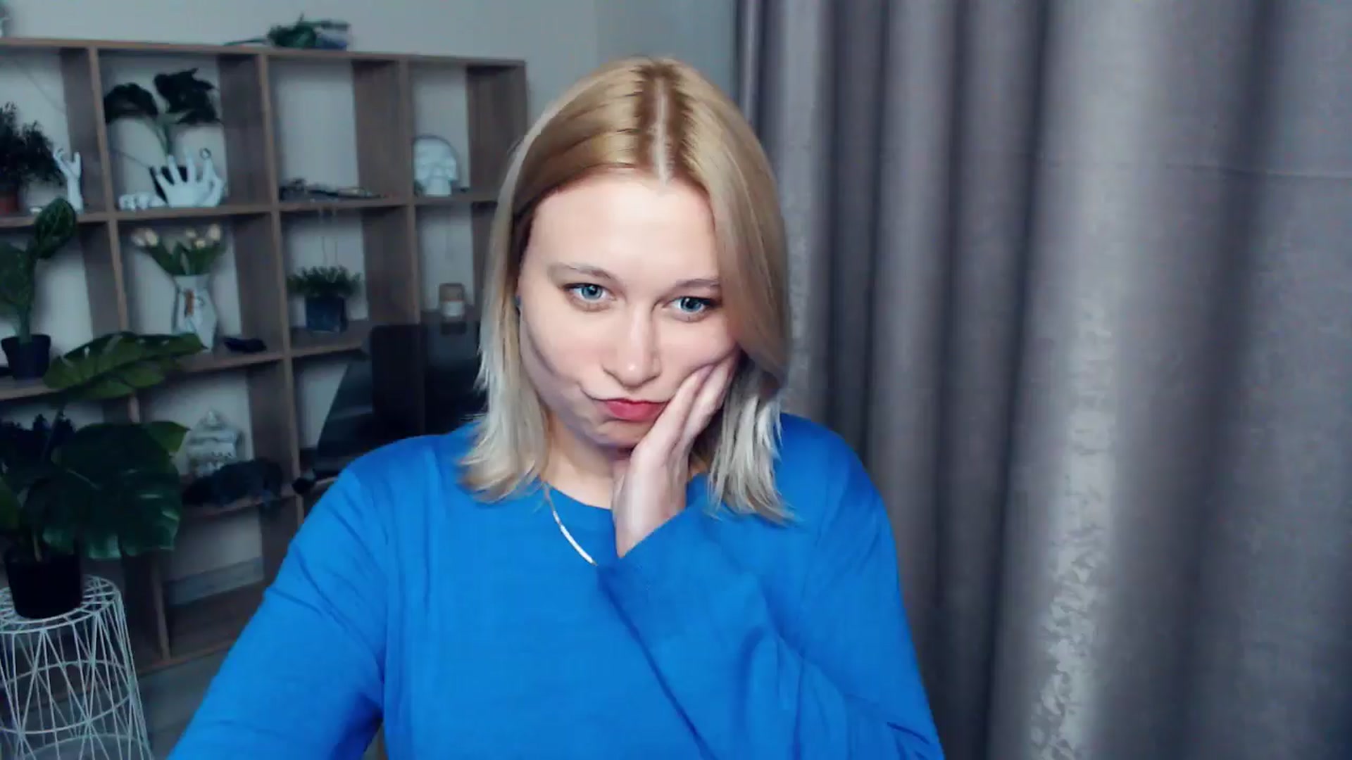 Gallery image thumbnail from Kukla_kolduna's myfreecams stream on, 03/22/2025, 19:09 image 7 of 20