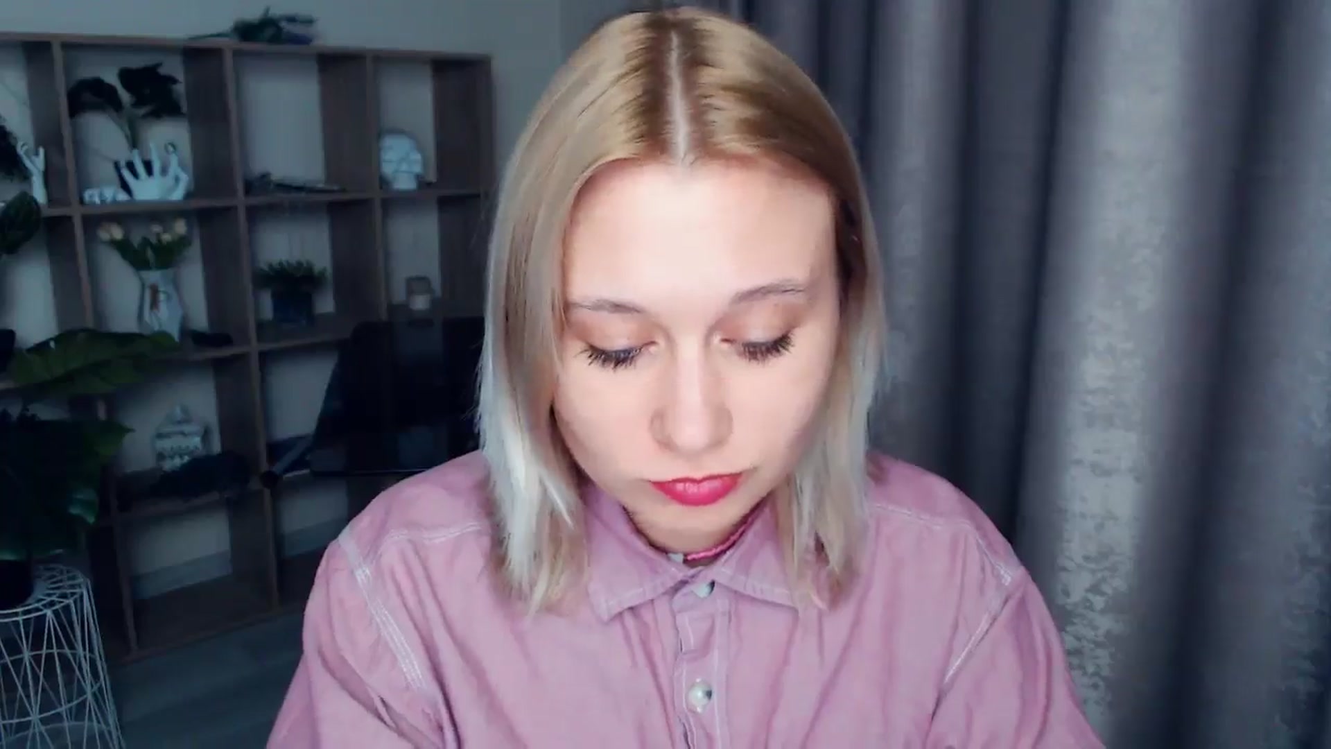 Gallery image thumbnail from Kukla_kolduna's myfreecams stream on, 03/23/2025, 17:12 image 2 of 20