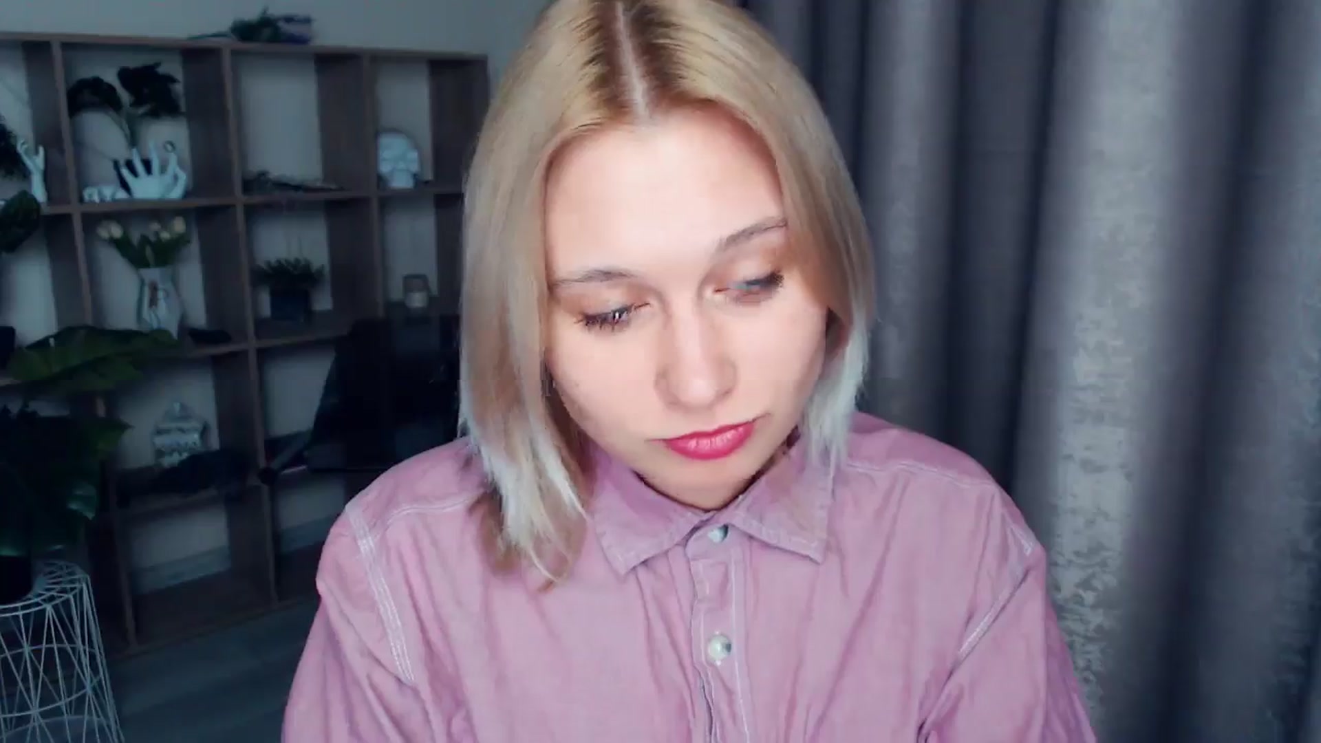 Gallery image thumbnail from Kukla_kolduna's myfreecams stream on, 03/23/2025, 17:12 image 18 of 20