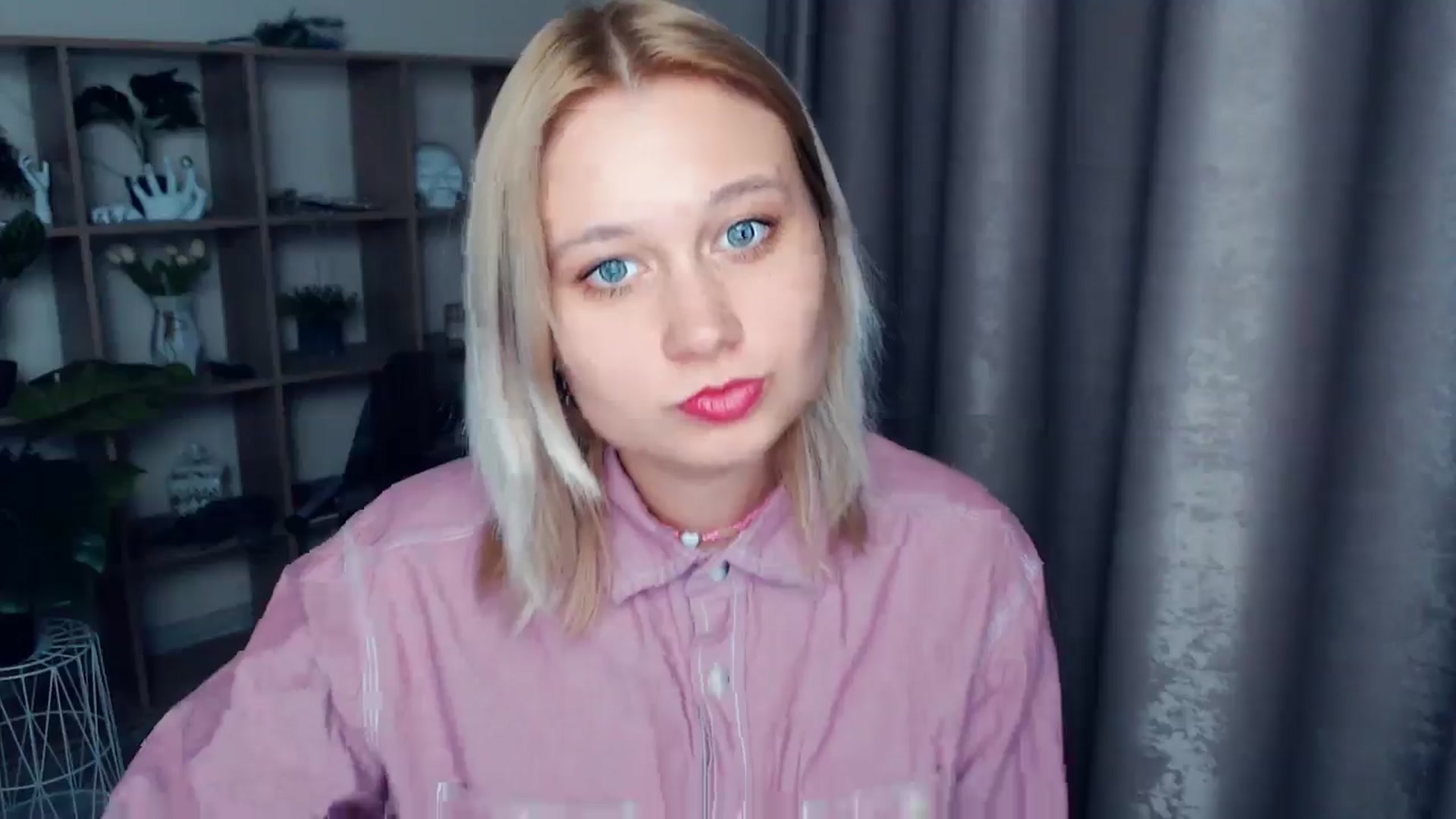 Gallery image thumbnail from Kukla_kolduna's myfreecams stream on, 03/23/2025, 17:12 image 4 of 20