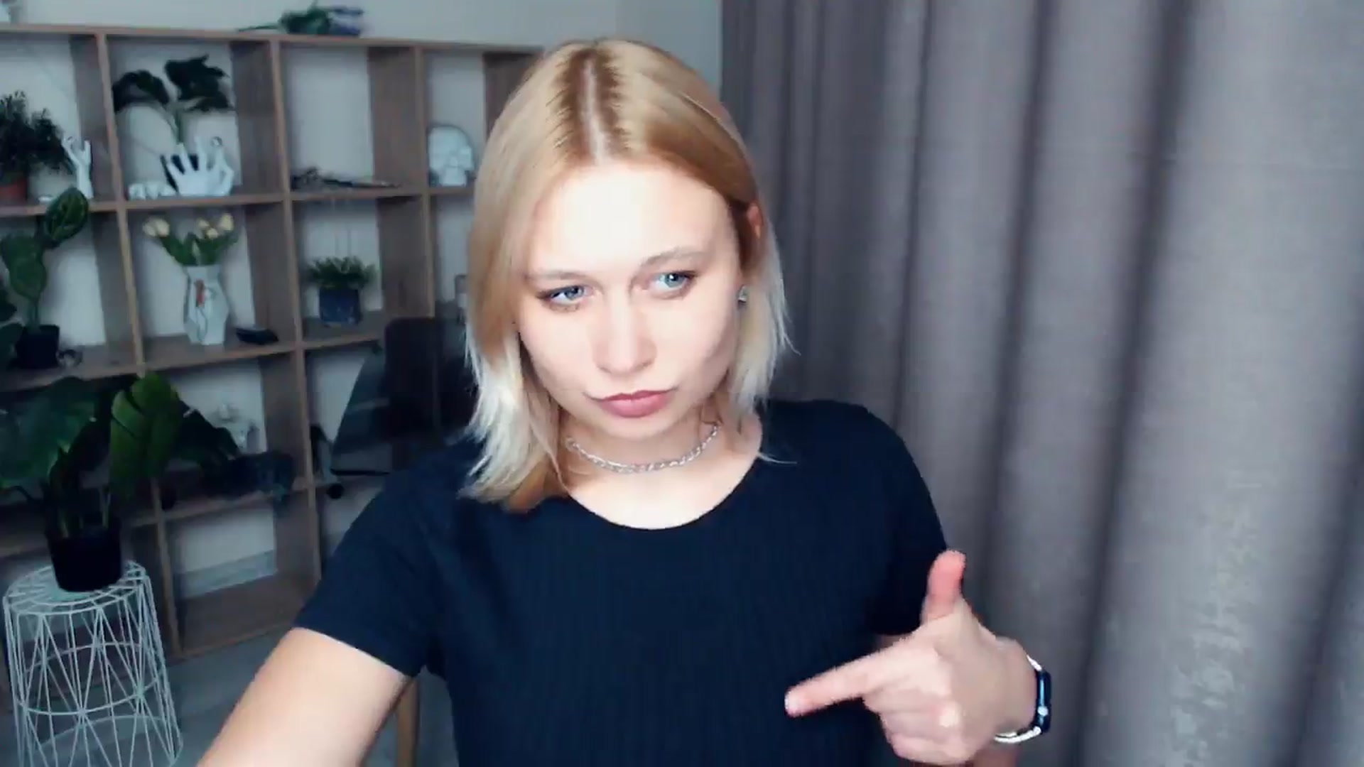 Gallery image thumbnail from Kukla_kolduna's myfreecams stream on, 03/26/2025, 17:04 image 19 of 20
