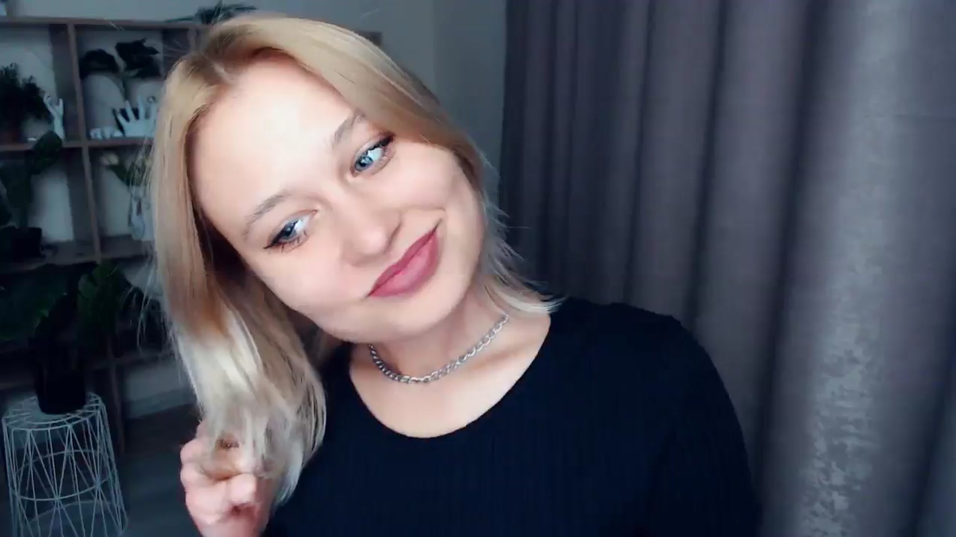 Gallery image thumbnail from Kukla_kolduna's myfreecams stream on, 03/26/2025, 17:04 image 5 of 20
