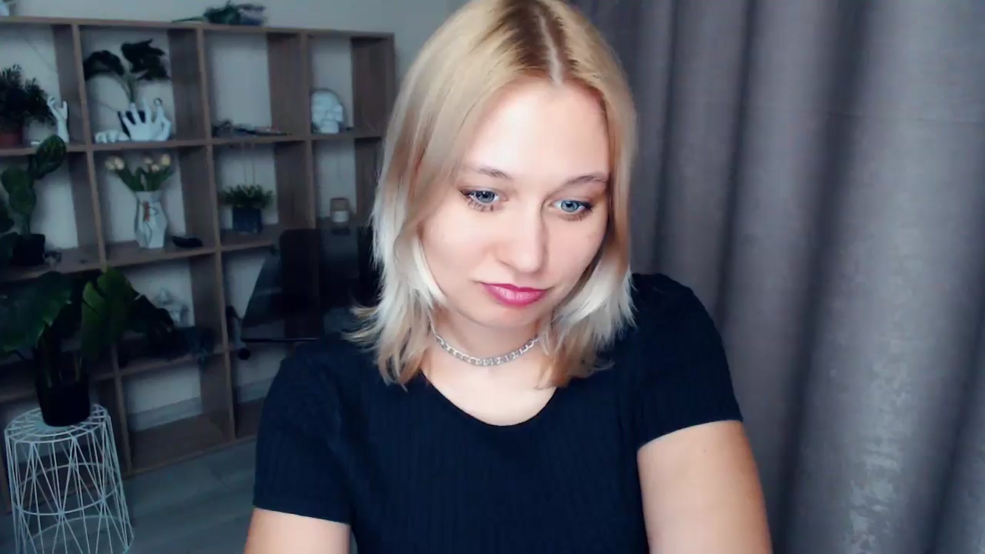 Gallery image thumbnail from Kukla_kolduna's myfreecams stream on, 03/26/2025, 18:53 image 20 of 20