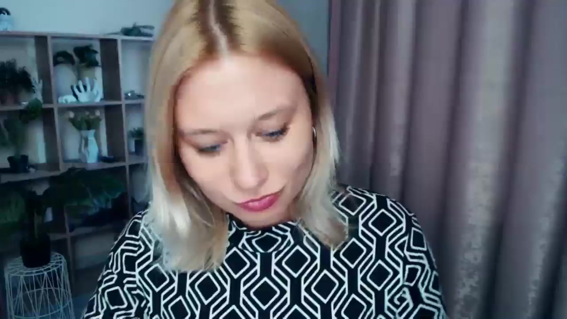 Gallery image thumbnail from Kukla_kolduna's myfreecams stream on, 03/27/2025, 16:51 image 8 of 20