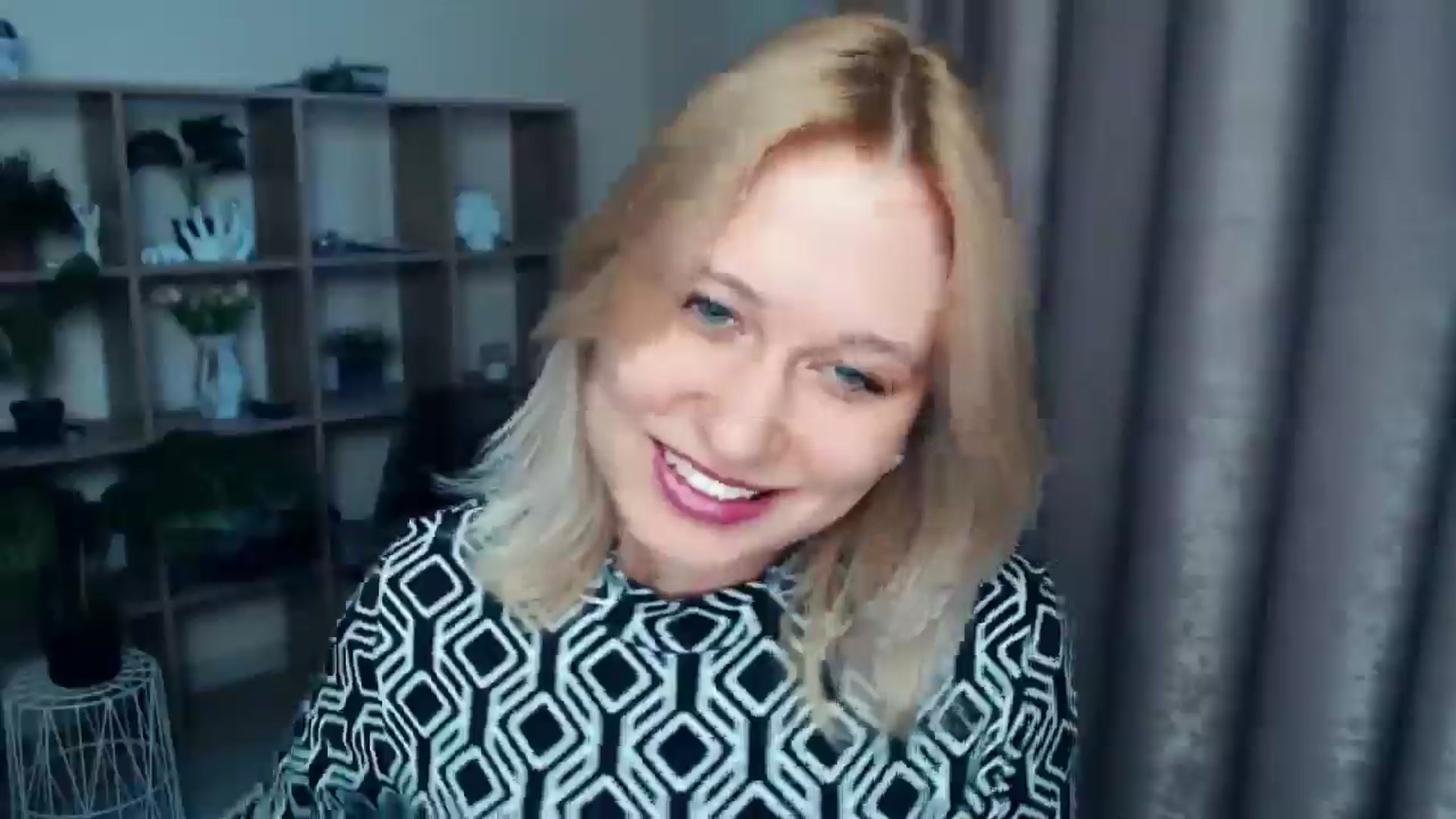 Gallery image thumbnail from Kukla_kolduna's myfreecams stream on, 03/27/2025, 16:51 image 14 of 20