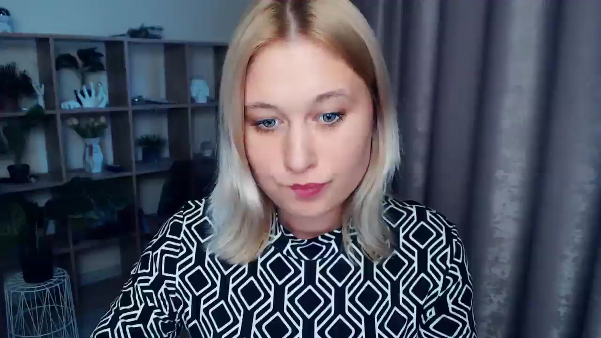 Gallery image thumbnail from Kukla_kolduna's myfreecams stream on, 03/27/2025, 16:51 image 13 of 20