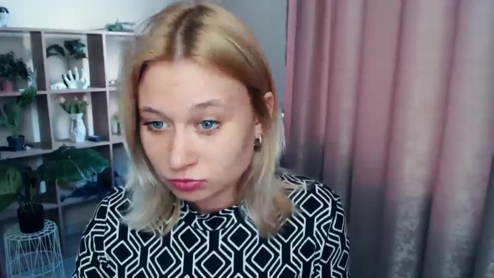Gallery image thumbnail from Kukla_kolduna's myfreecams stream on, 03/27/2025, 16:51 image 3 of 20