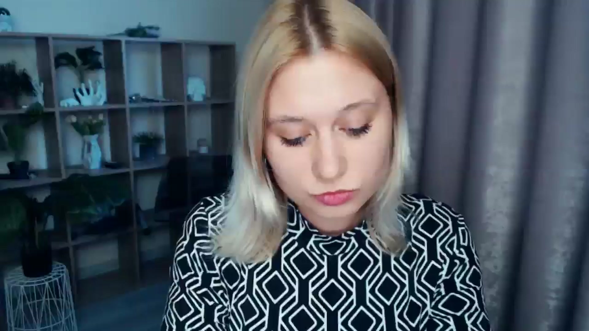 Gallery image thumbnail from Kukla_kolduna's myfreecams stream on, 03/27/2025, 16:51 image 10 of 20