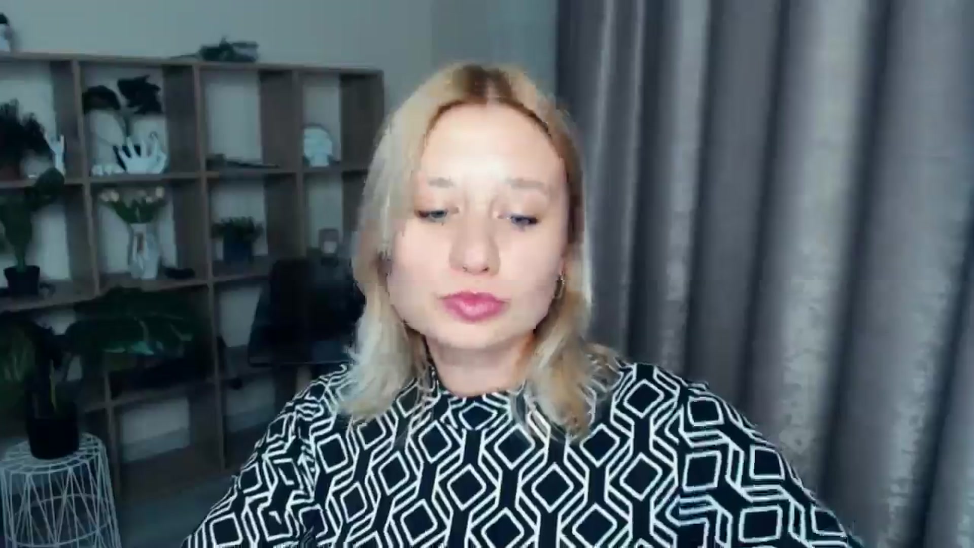 Gallery image thumbnail from Kukla_kolduna's myfreecams stream on, 03/27/2025, 19:08 image 6 of 20
