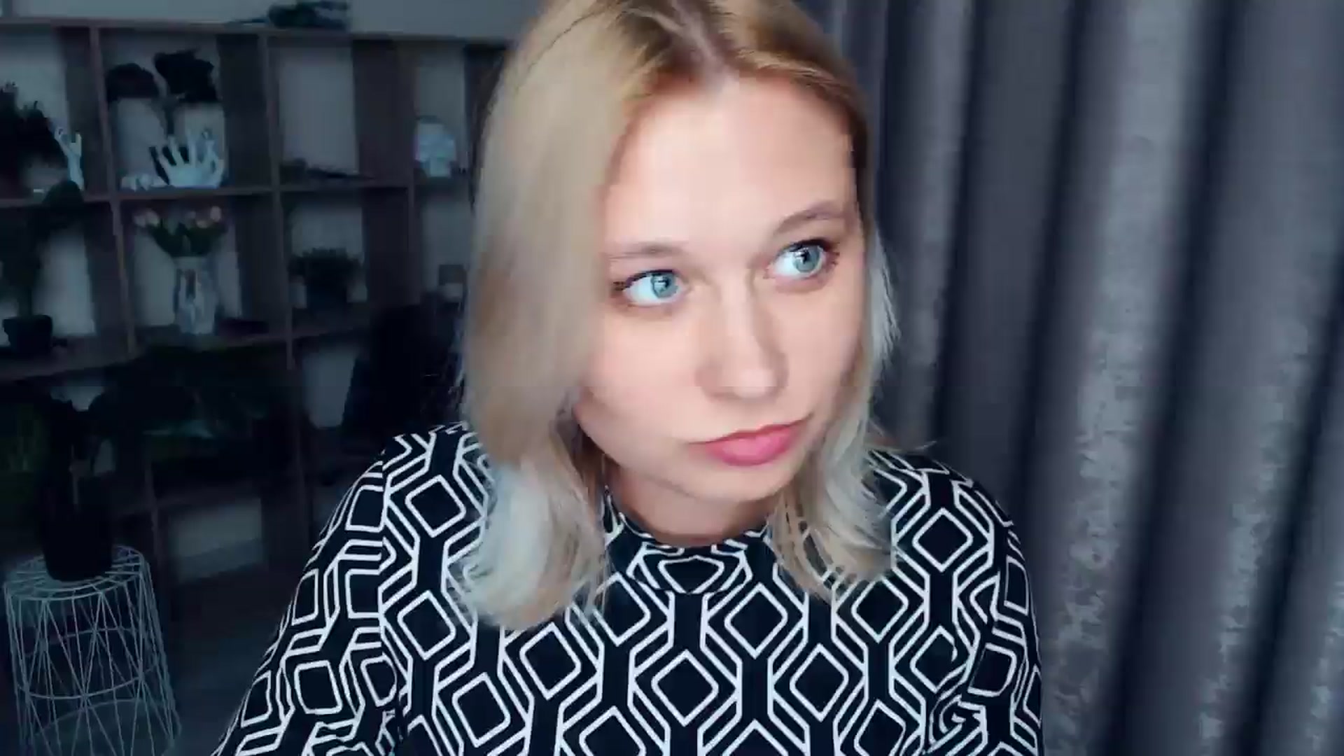 Gallery image thumbnail from Kukla_kolduna's myfreecams stream on, 03/27/2025, 19:08 image 19 of 20