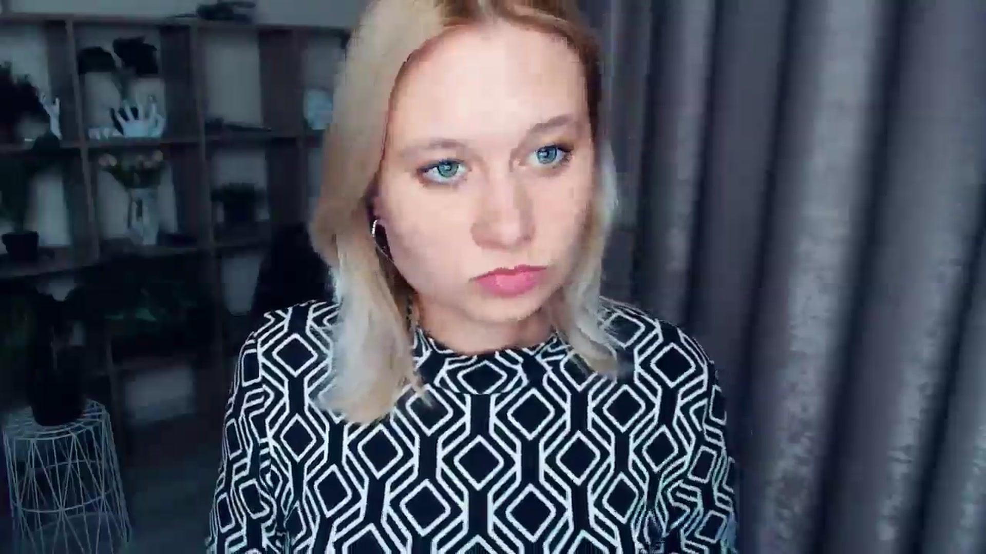 Gallery image thumbnail from Kukla_kolduna's myfreecams stream on, 03/27/2025, 19:08 image 20 of 20