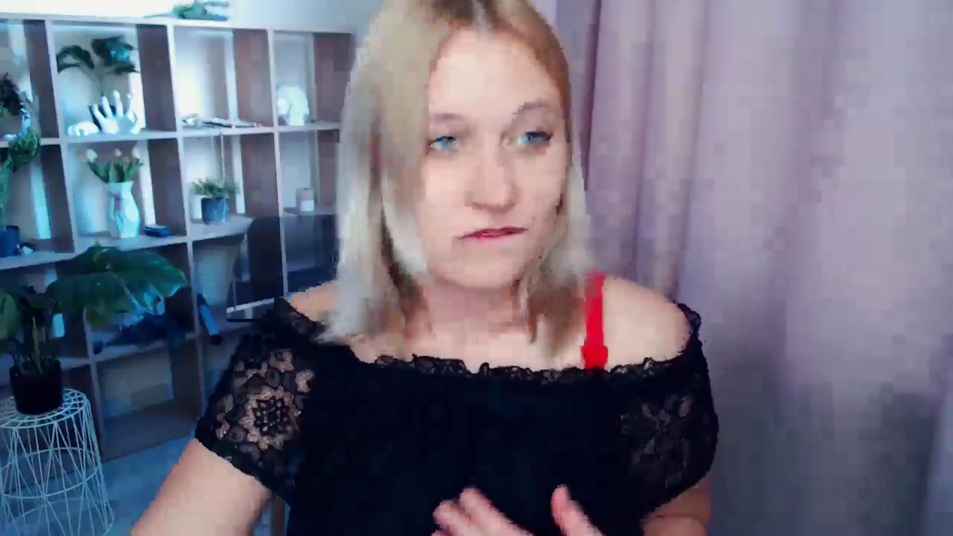 Gallery image thumbnail from Kukla_kolduna's myfreecams stream on, 03/28/2025, 15:25 image 11 of 20