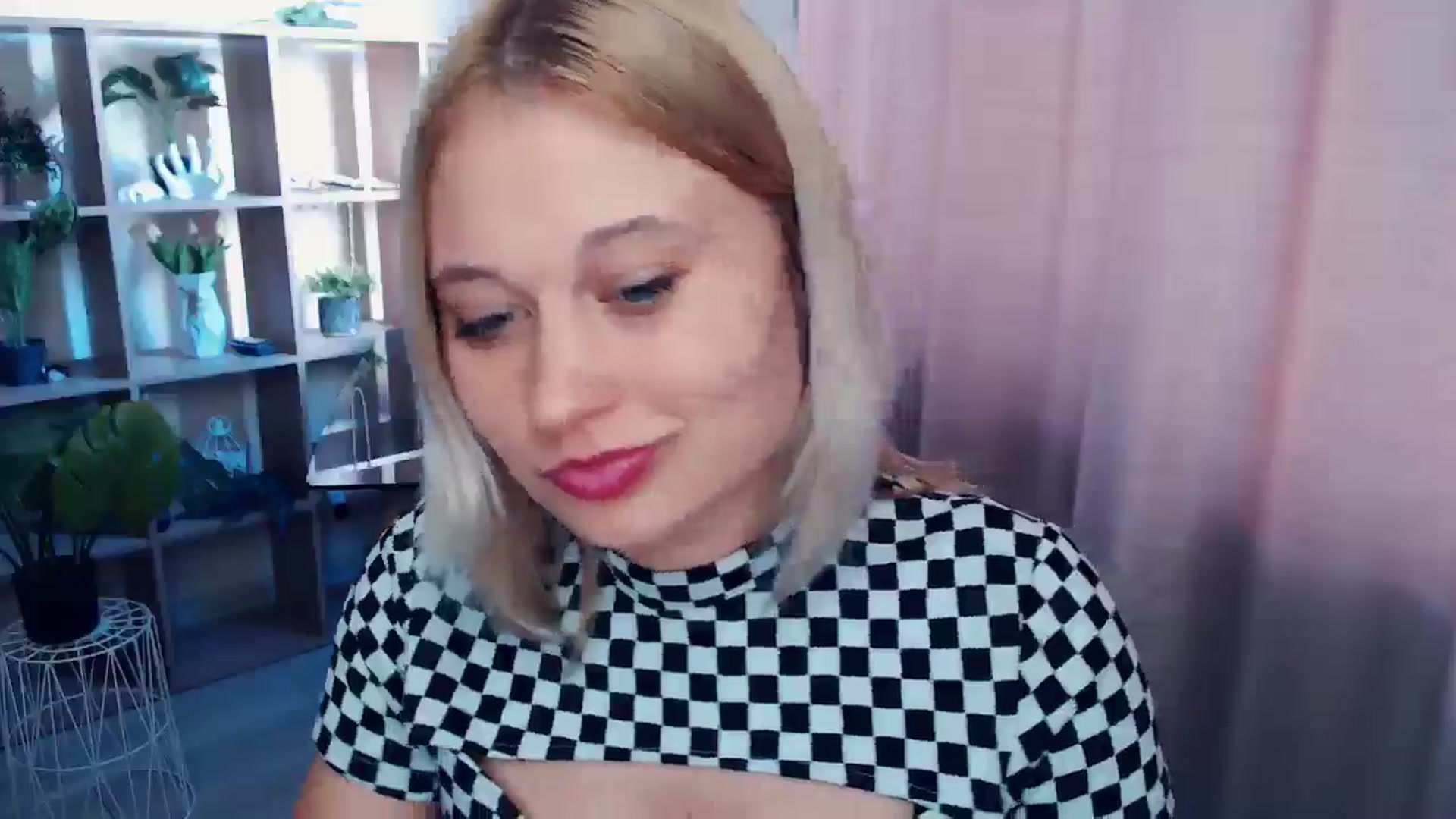 Gallery image thumbnail from Kukla_kolduna's myfreecams stream on, 03/29/2025, 14:27 image 9 of 20