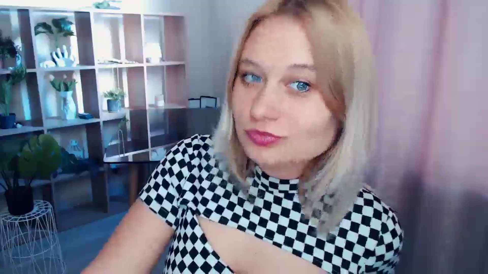 Gallery image thumbnail from Kukla_kolduna's myfreecams stream on, 03/29/2025, 15:01 image 2 of 20