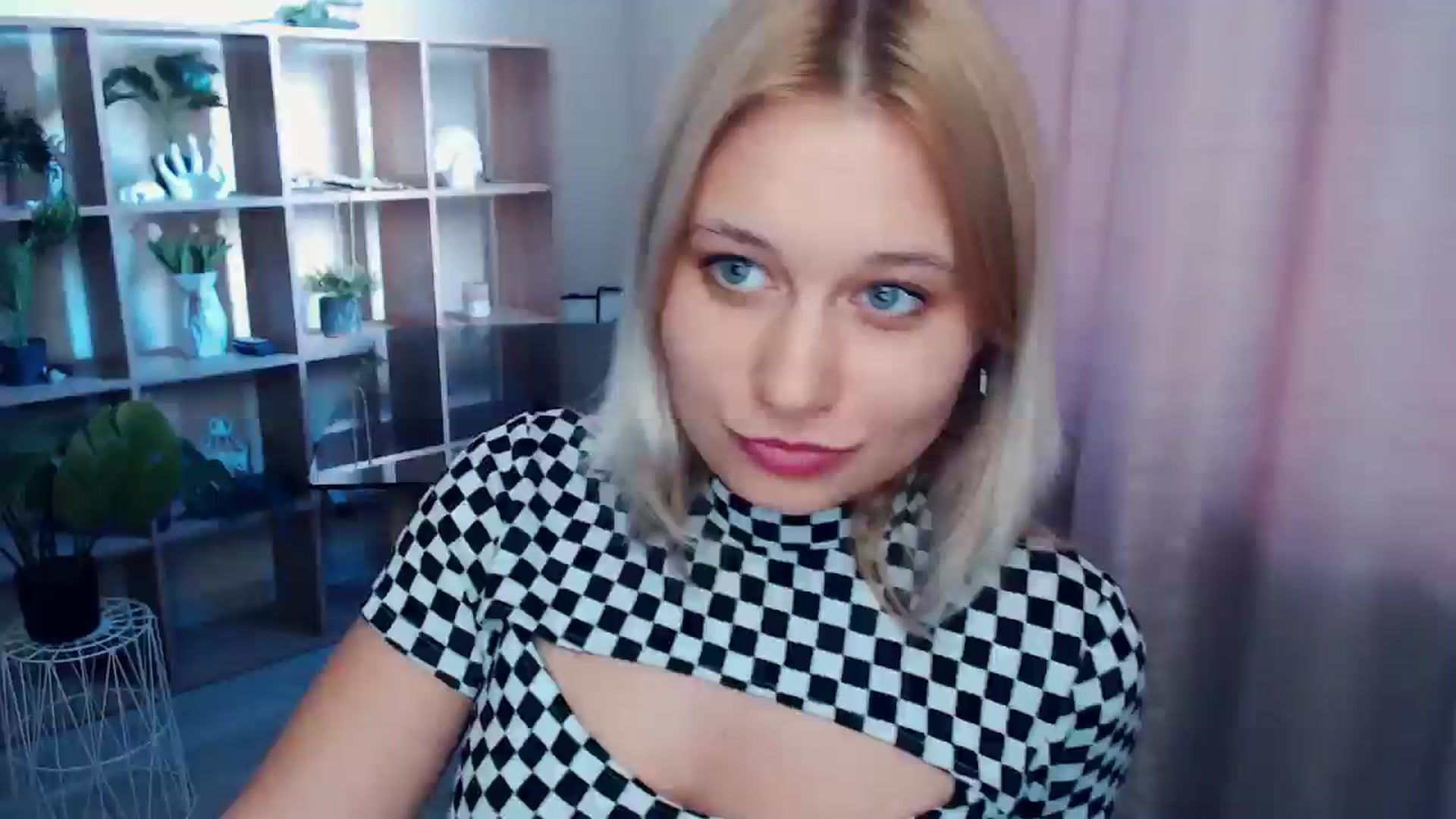 Gallery image thumbnail from Kukla_kolduna's myfreecams stream on, 03/29/2025, 15:01 image 1 of 20