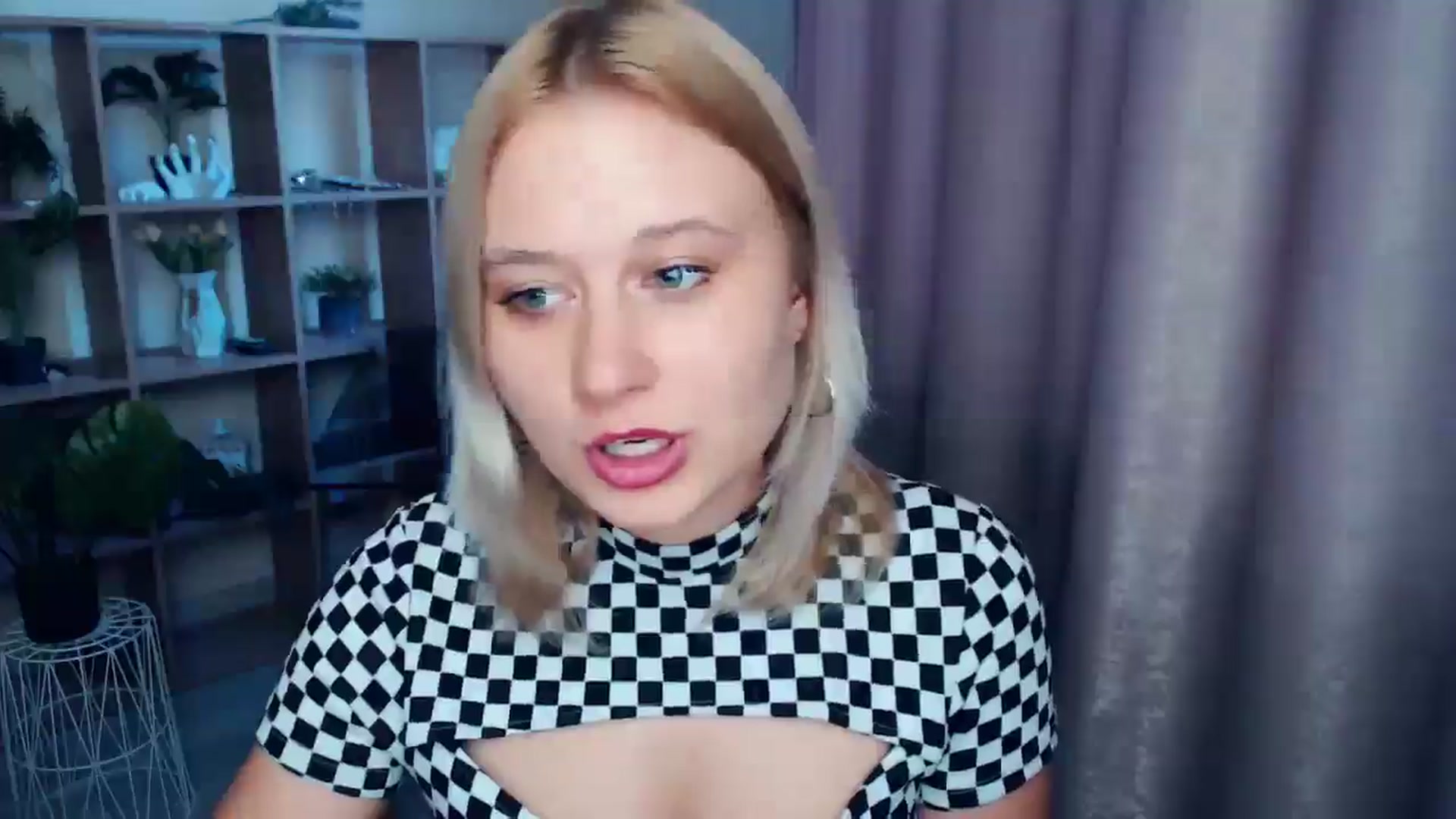 Gallery image thumbnail from Kukla_kolduna's myfreecams stream on, 03/29/2025, 16:59 image 5 of 20