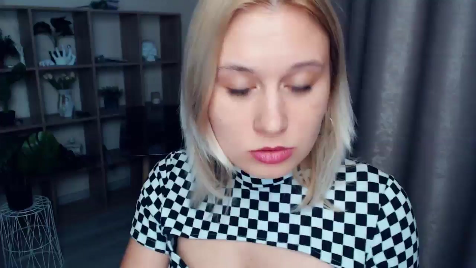 Gallery image thumbnail from Kukla_kolduna's myfreecams stream on, 03/29/2025, 16:59 image 15 of 20