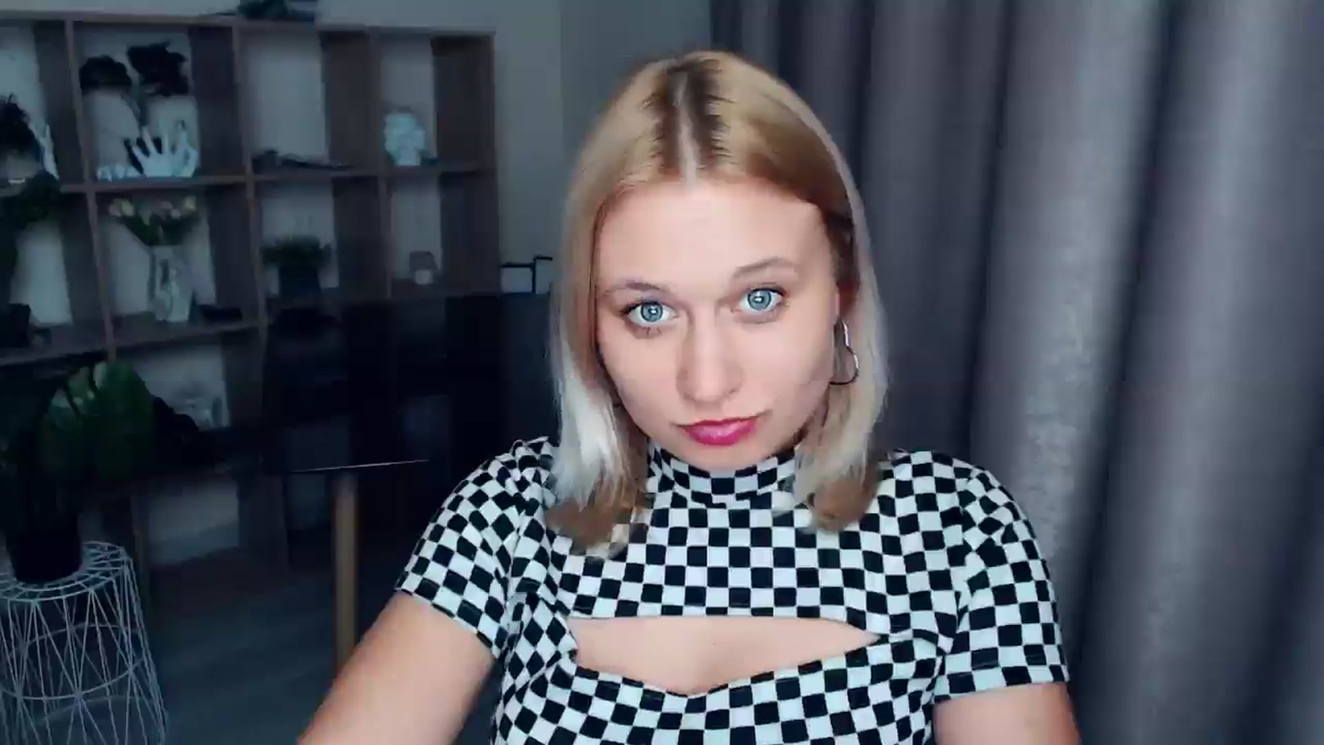 Gallery image thumbnail from Kukla_kolduna's myfreecams stream on, 03/29/2025, 18:33 image 12 of 20
