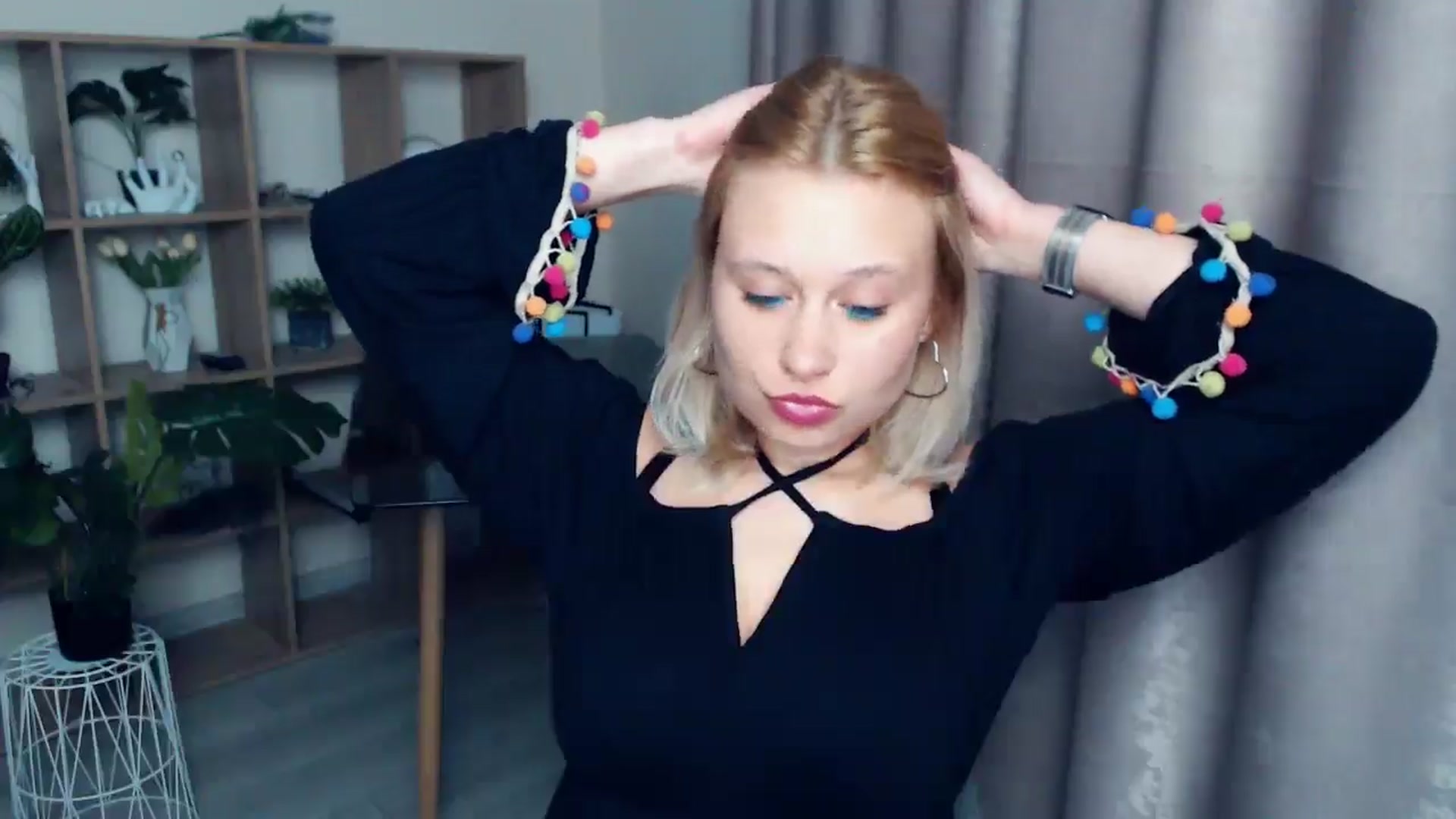 Gallery image thumbnail from Kukla_kolduna's myfreecams stream on, 03/30/2025, 18:06 image 4 of 20