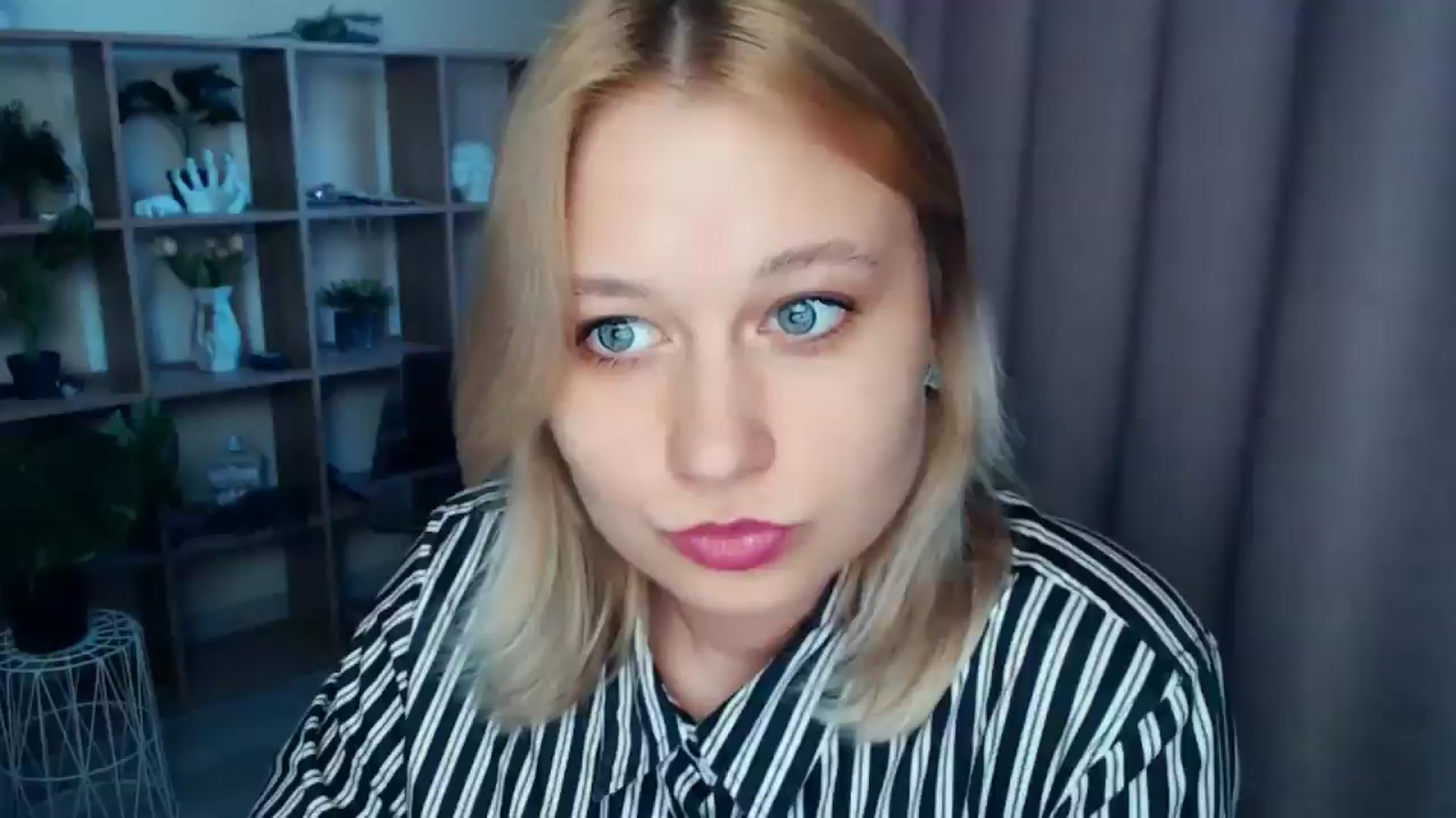 Gallery image thumbnail from Kukla_kolduna's myfreecams stream on, 04/03/2025, 16:58 image 1 of 20