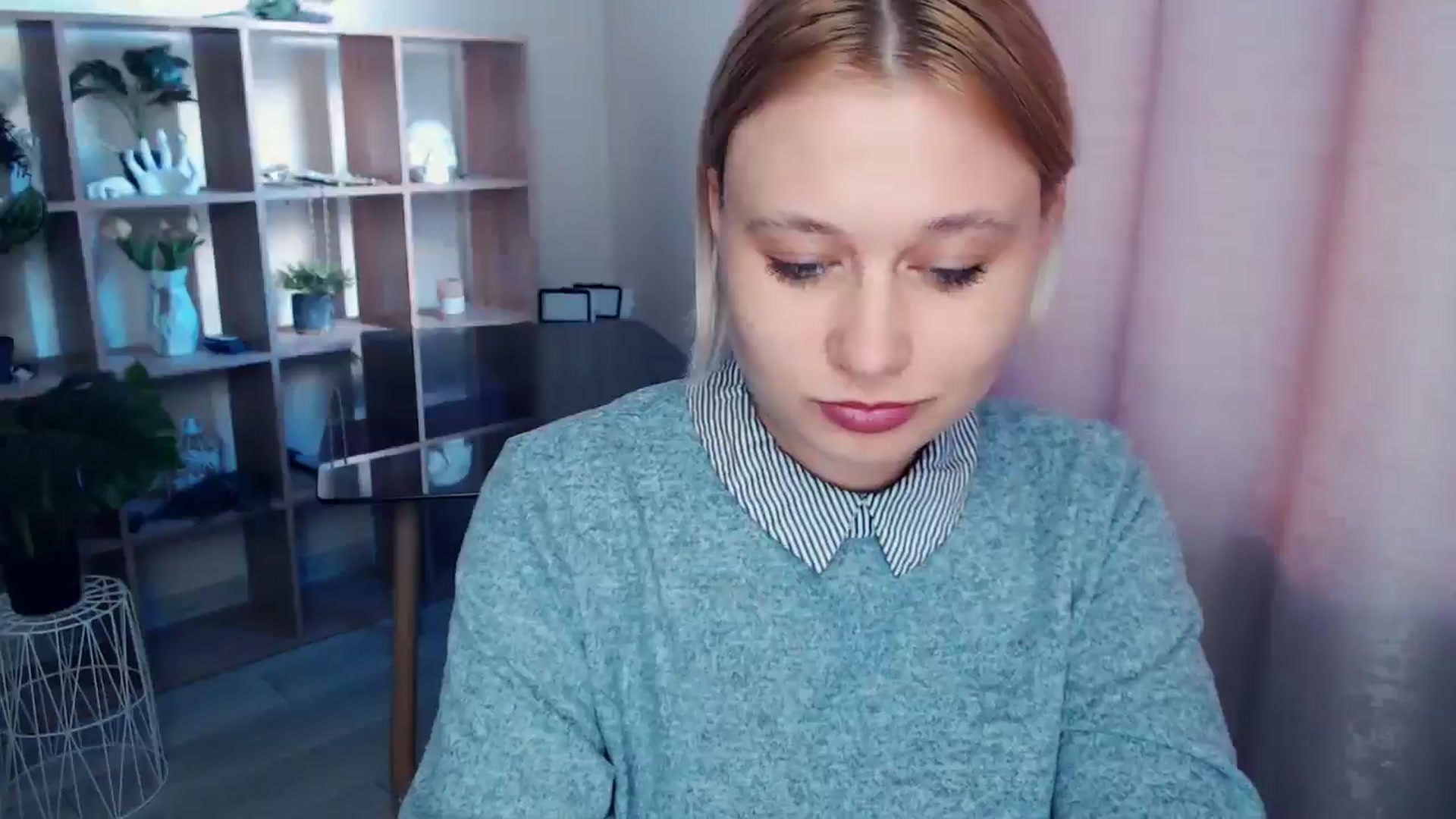 Gallery image thumbnail from Kukla_kolduna's myfreecams stream on, 04/04/2025, 16:02 image 12 of 20