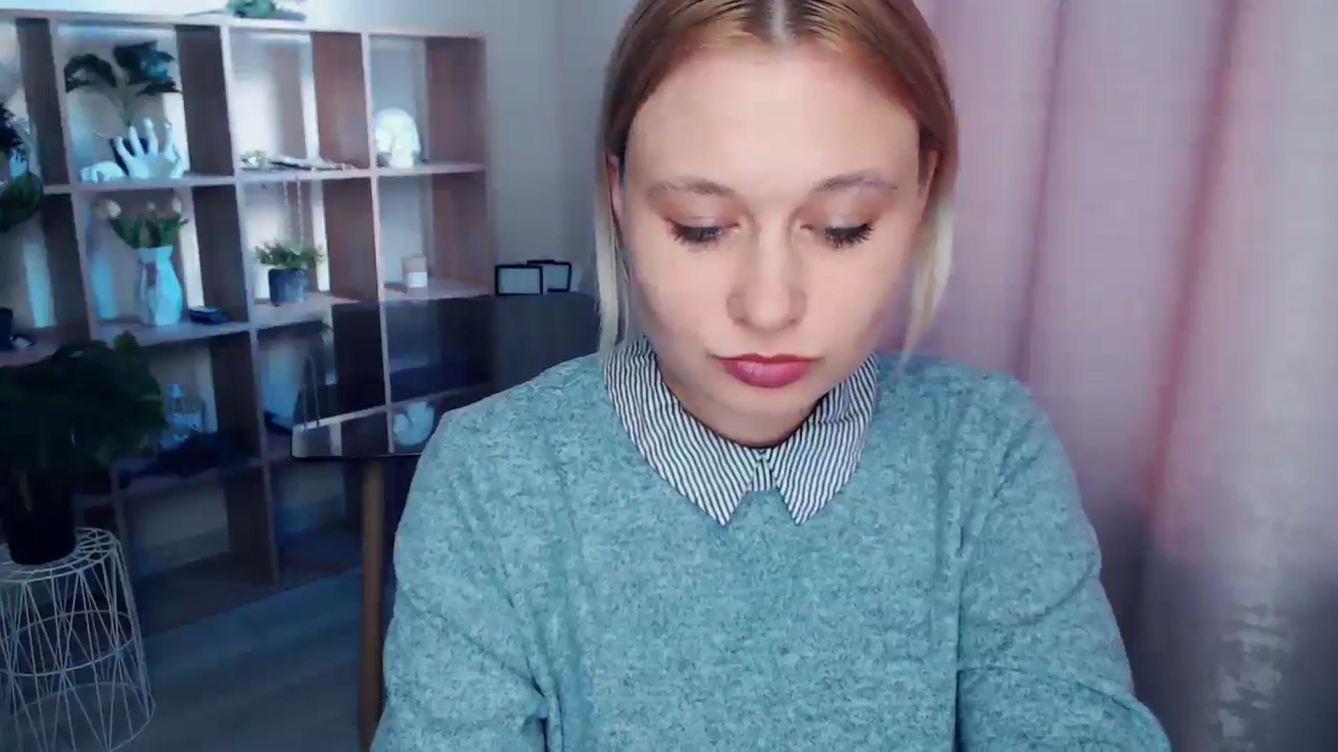 Gallery image thumbnail from Kukla_kolduna's myfreecams stream on, 04/04/2025, 16:02 image 14 of 20