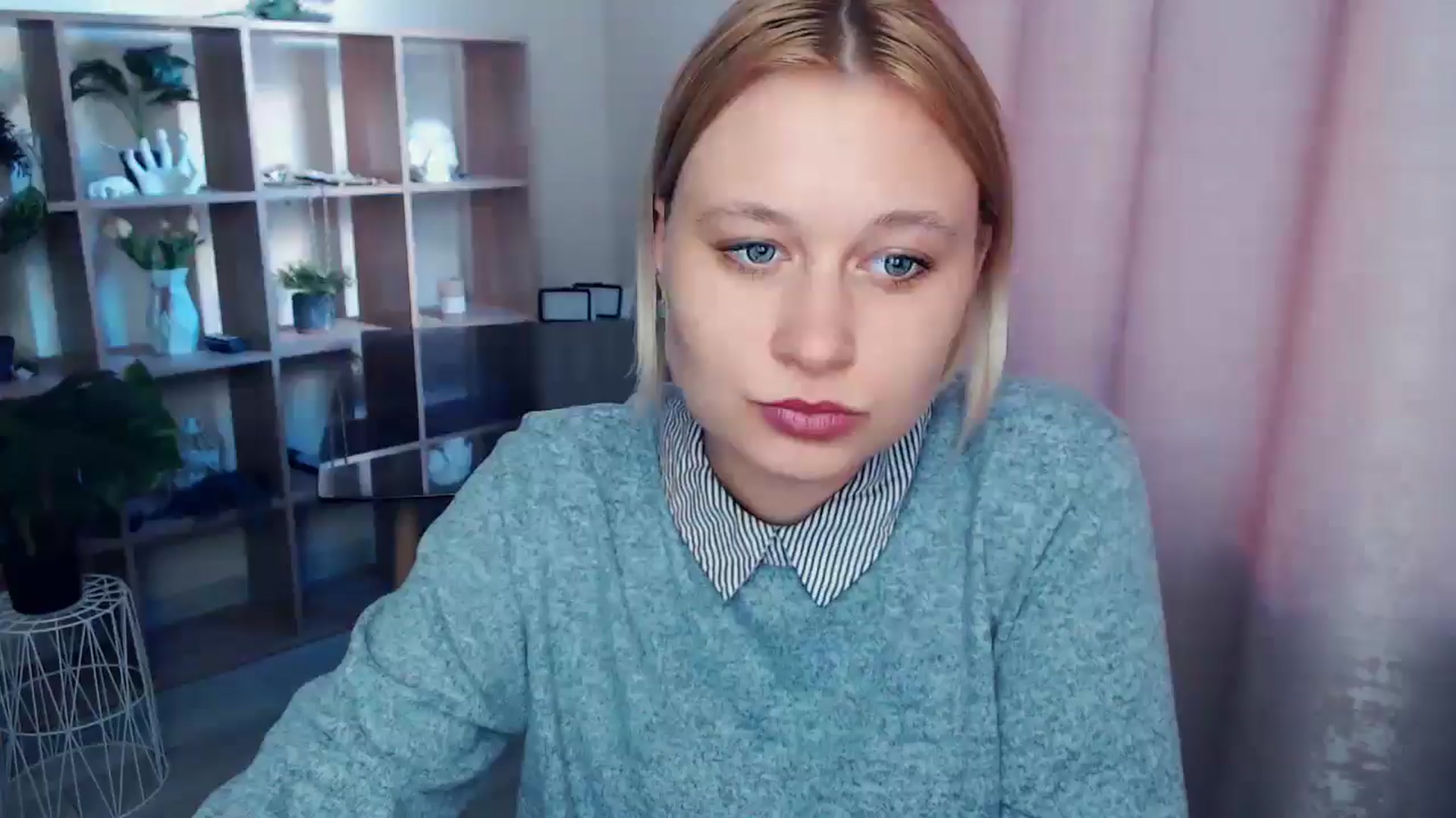 Gallery image thumbnail from Kukla_kolduna's myfreecams stream on, 04/04/2025, 16:02 image 15 of 20
