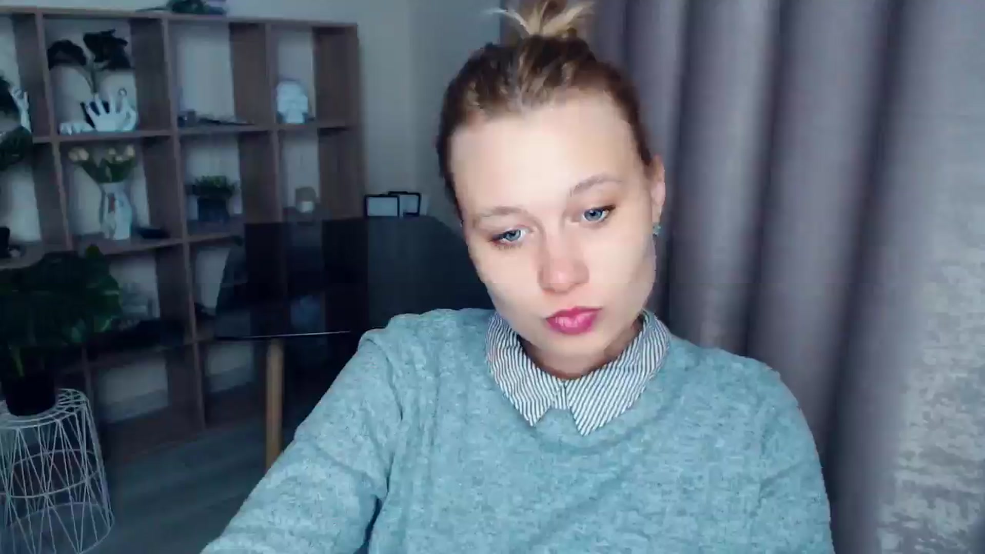 Gallery image thumbnail from Kukla_kolduna's myfreecams stream on, 04/04/2025, 17:34 image 6 of 20