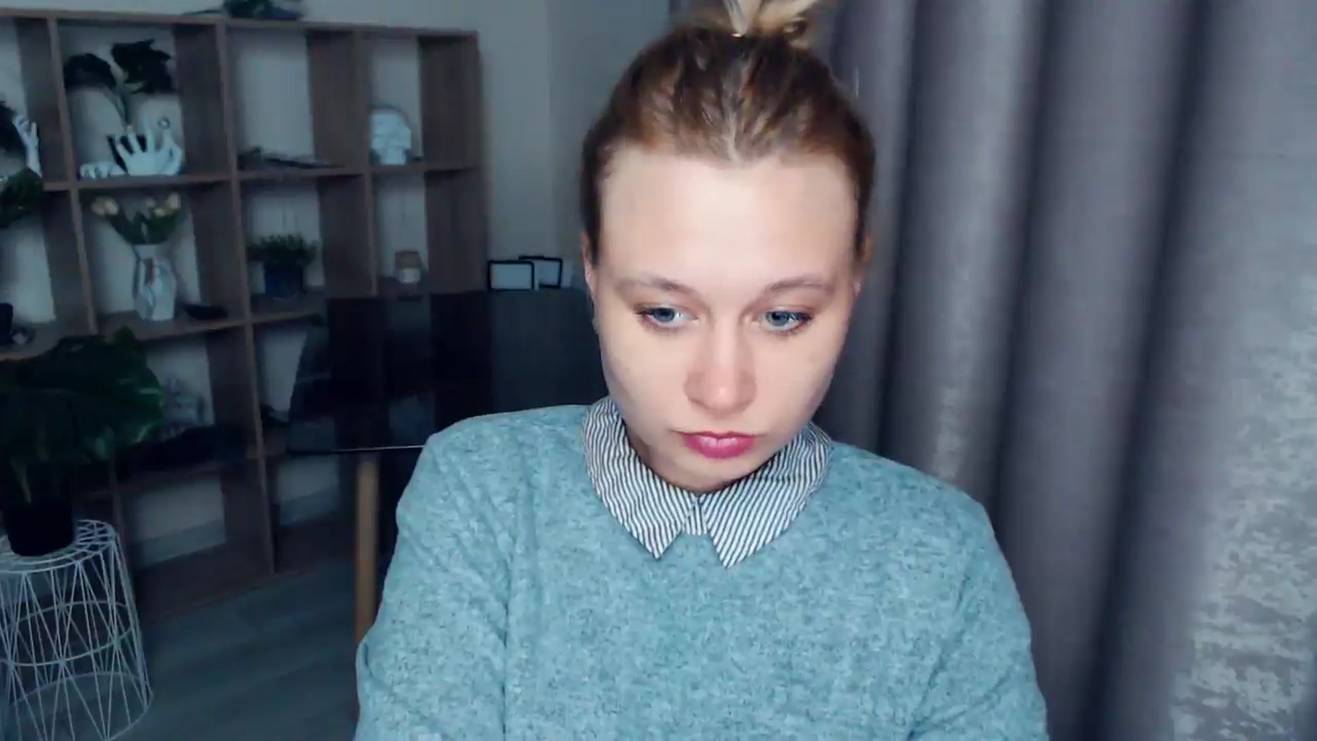 Gallery image thumbnail from Kukla_kolduna's myfreecams stream on, 04/04/2025, 17:34 image 14 of 20