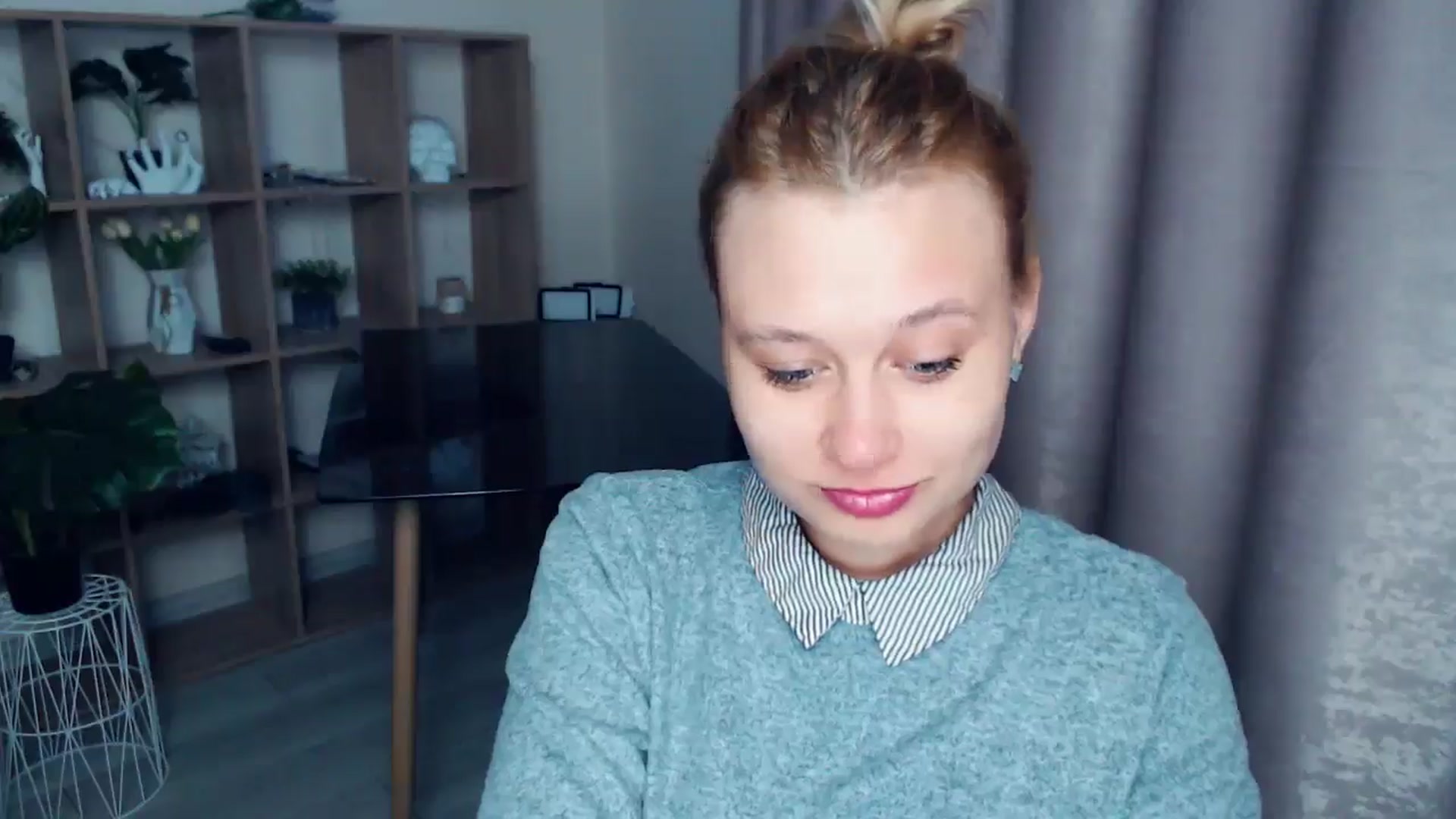 Gallery image thumbnail from Kukla_kolduna's myfreecams stream on, 04/04/2025, 17:34 image 7 of 20