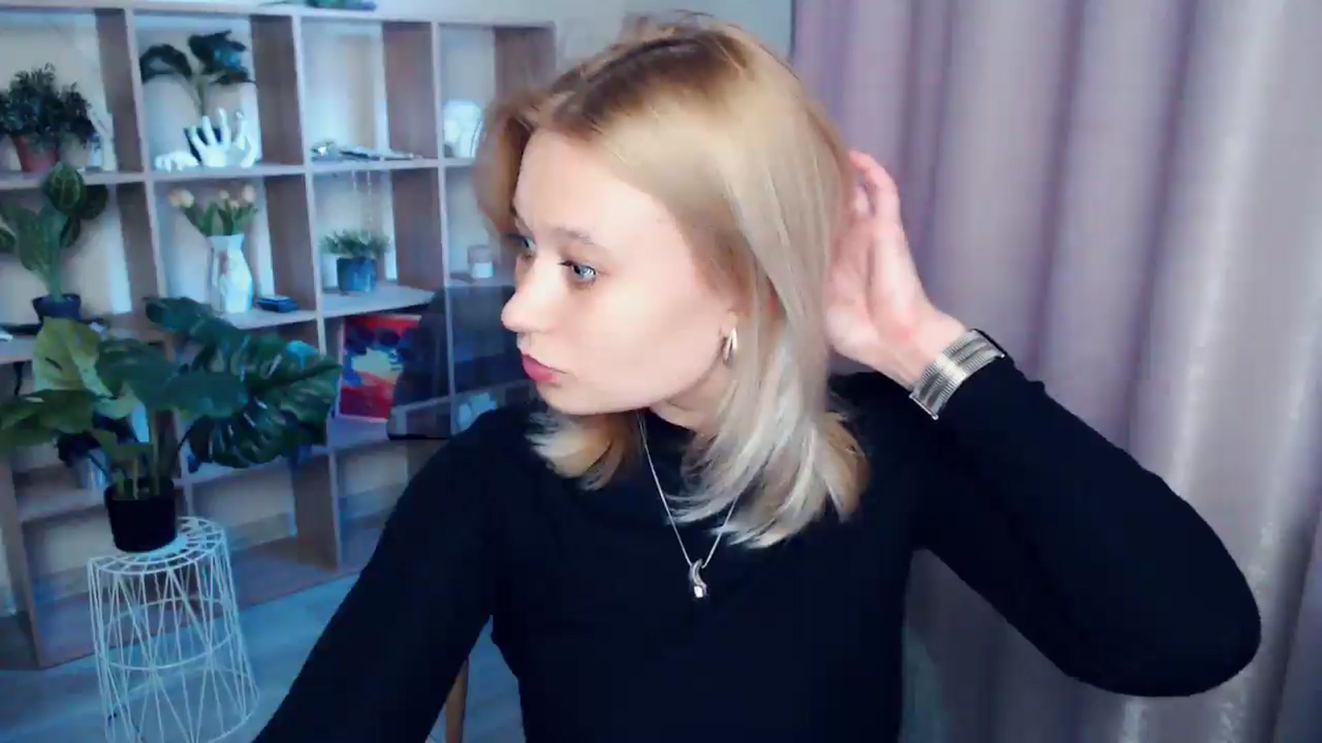 Gallery image thumbnail from Kukla_kolduna's myfreecams stream on, 04/06/2025, 16:02 image 19 of 20