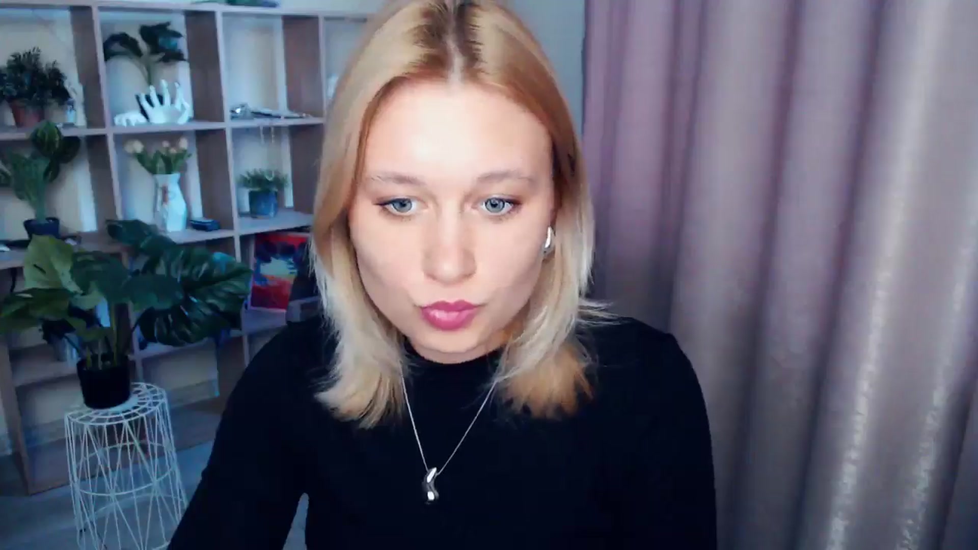 Gallery image thumbnail from Kukla_kolduna's myfreecams stream on, 04/06/2025, 16:02 image 20 of 20