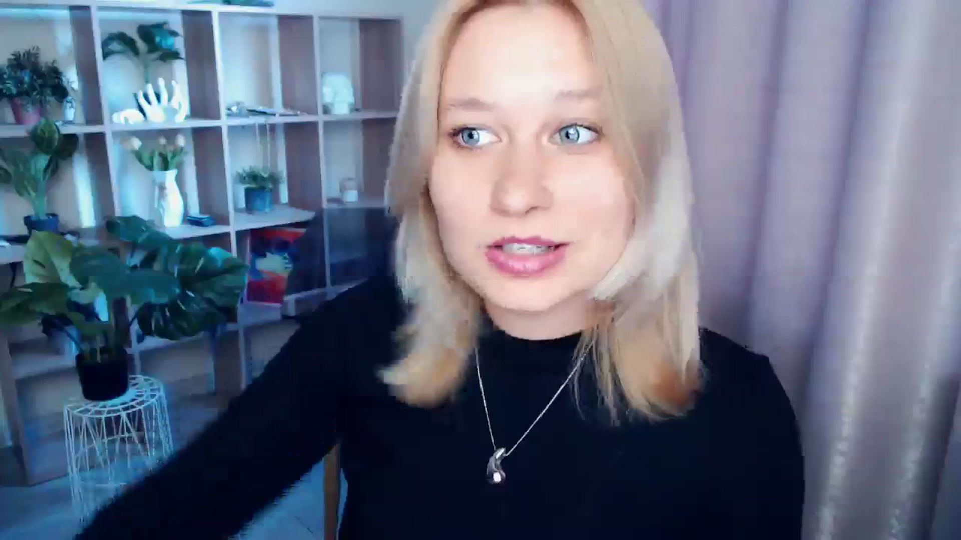 Gallery image thumbnail from Kukla_kolduna's myfreecams stream on, 04/06/2025, 16:02 image 13 of 20