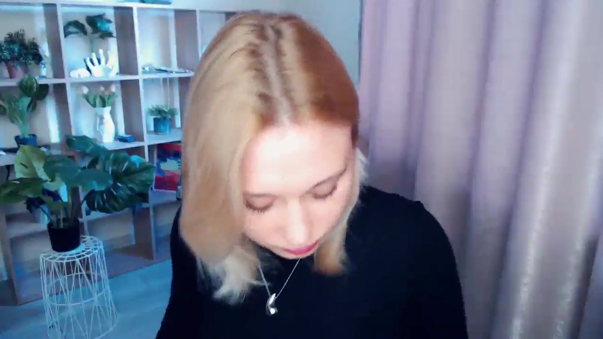 Gallery image thumbnail from Kukla_kolduna's myfreecams stream on, 04/06/2025, 16:02 image 14 of 20