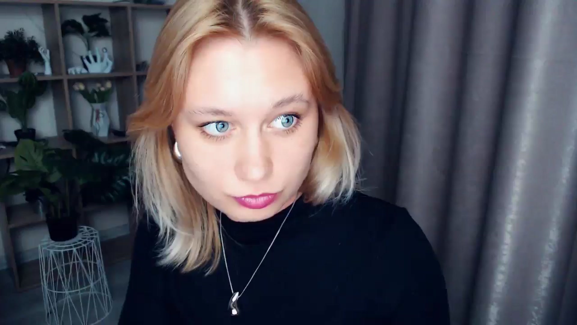 Gallery image thumbnail from Kukla_kolduna's myfreecams stream on, 04/06/2025, 17:49 image 8 of 20
