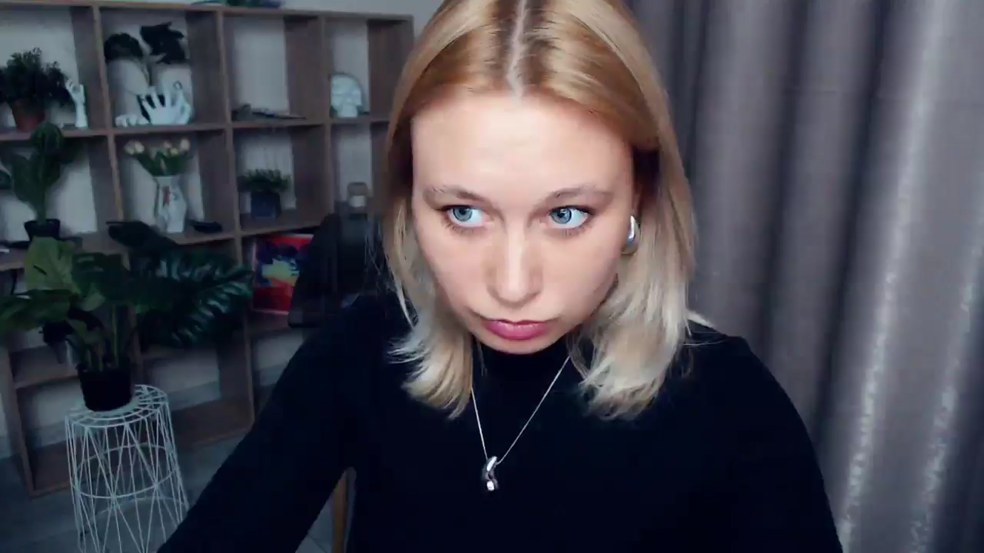 Gallery image thumbnail from Kukla_kolduna's myfreecams stream on, 04/06/2025, 17:49 image 17 of 20