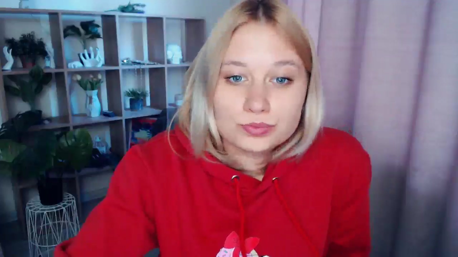 Gallery image thumbnail from Kukla_kolduna's myfreecams stream on, 04/09/2025, 16:34 image 10 of 20
