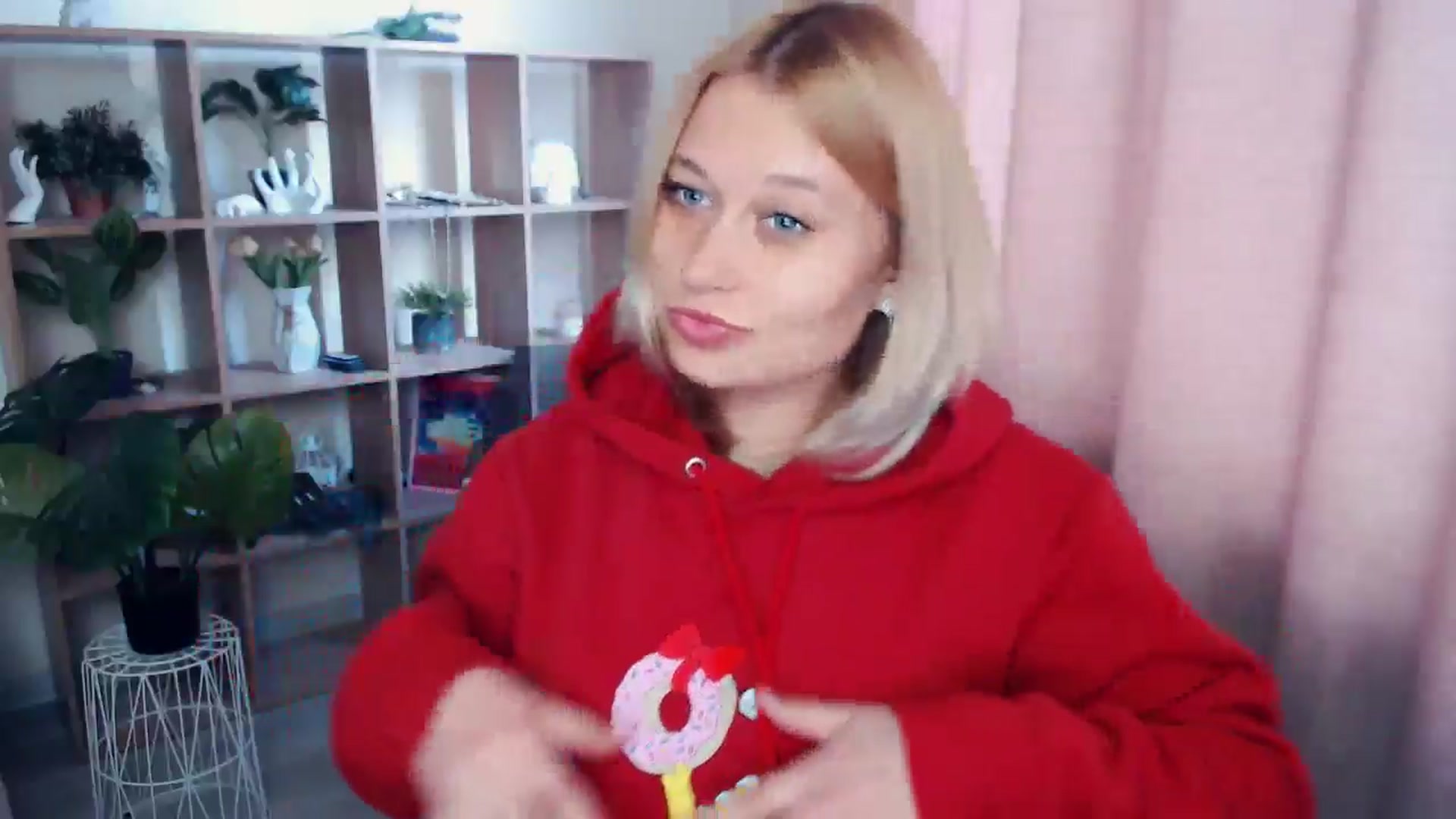 Gallery image thumbnail from Kukla_kolduna's myfreecams stream on, 04/09/2025, 16:34 image 2 of 20