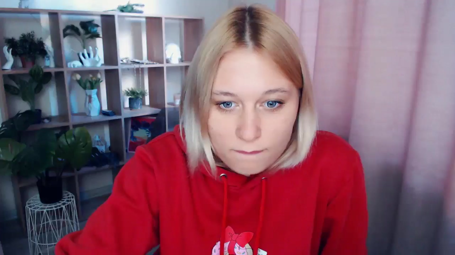 Gallery image thumbnail from Kukla_kolduna's myfreecams stream on, 04/09/2025, 16:34 image 9 of 20