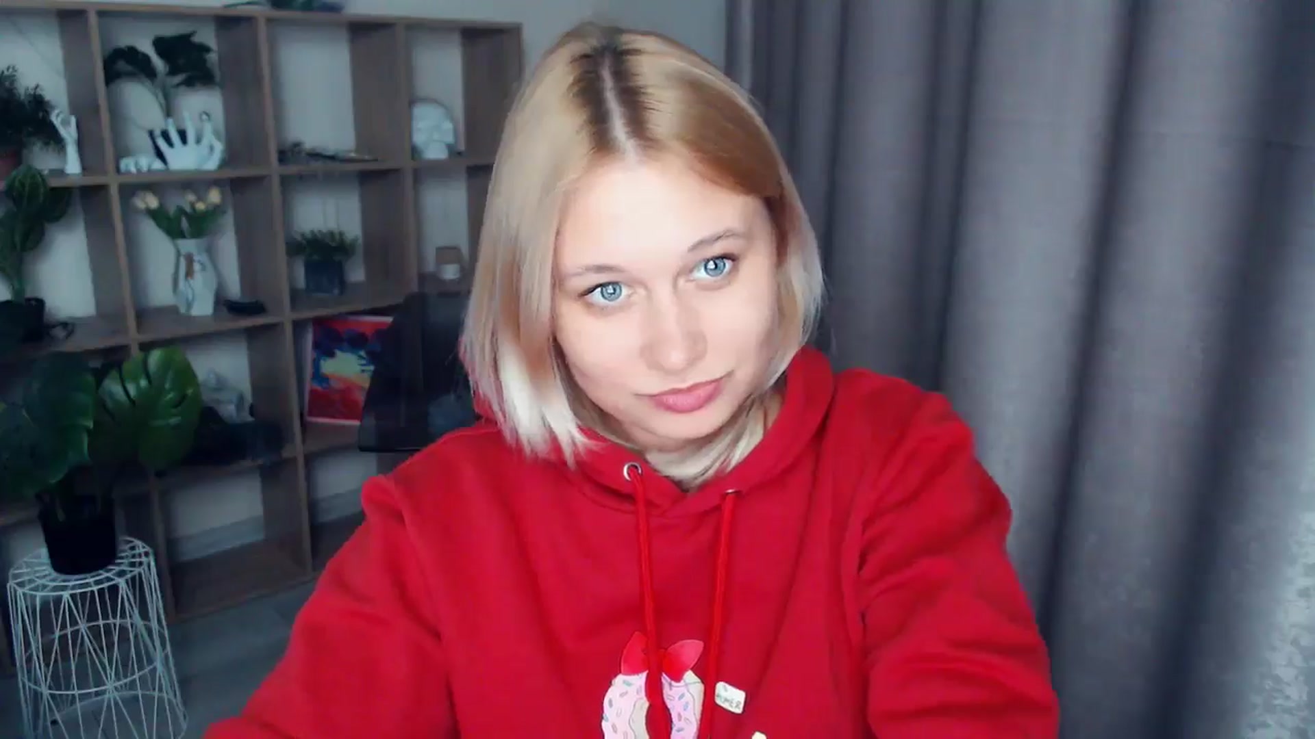 Gallery image thumbnail from Kukla_kolduna's myfreecams stream on, 04/09/2025, 18:11 image 14 of 20