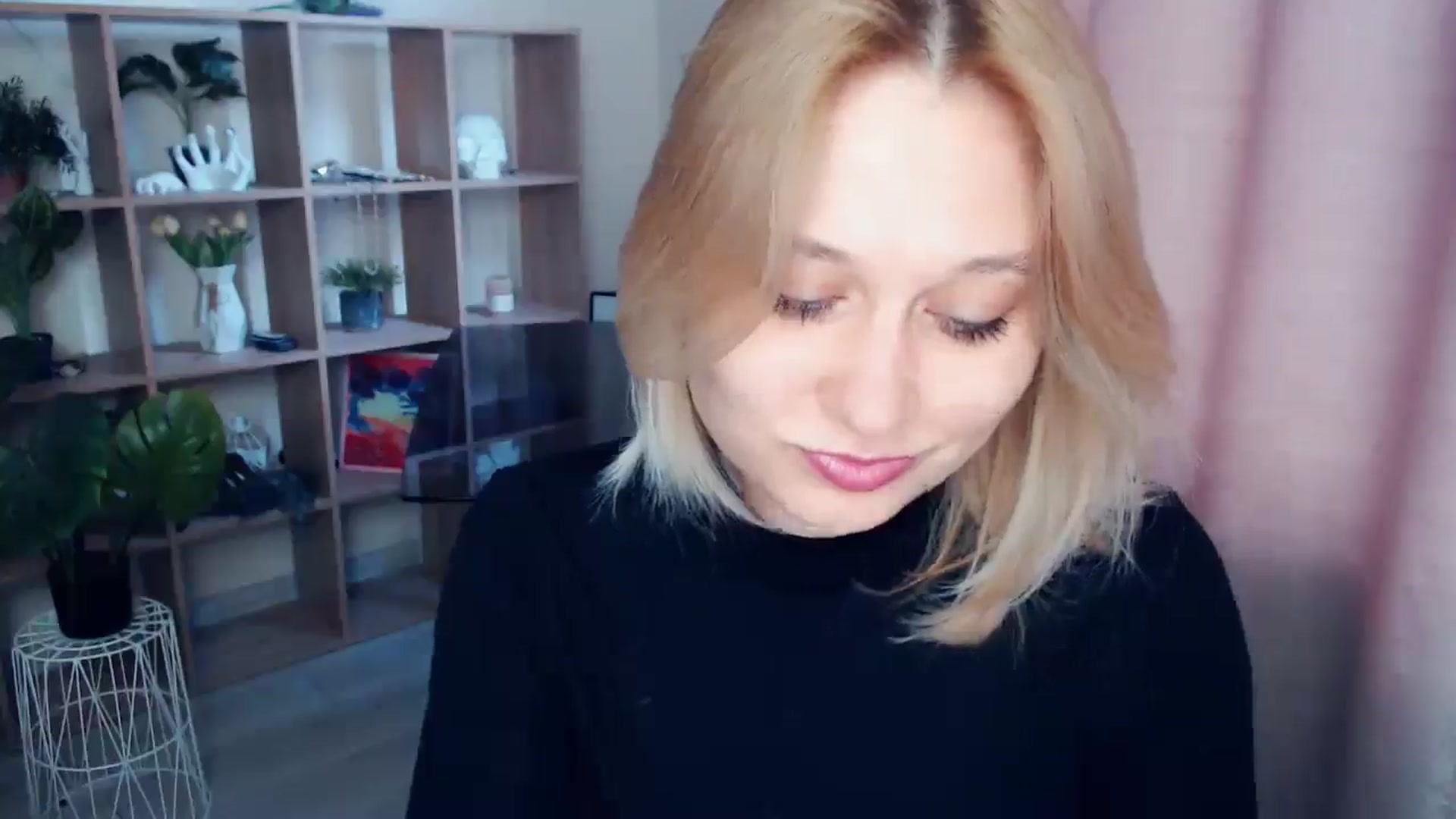 Gallery image thumbnail from Kukla_kolduna's myfreecams stream on, 04/10/2025, 15:13 image 16 of 20