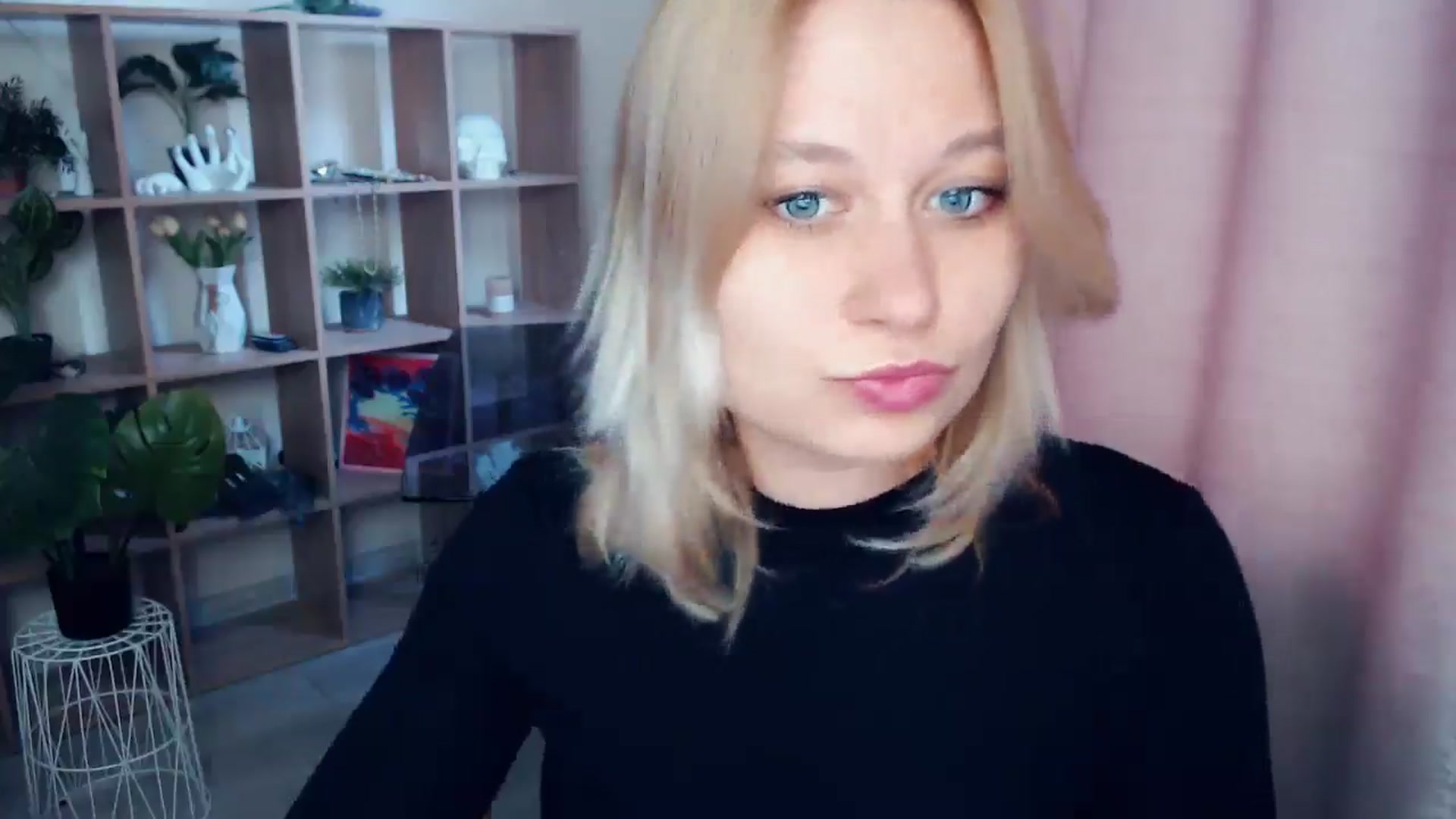 Gallery image thumbnail from Kukla_kolduna's myfreecams stream on, 04/10/2025, 15:13 image 8 of 20