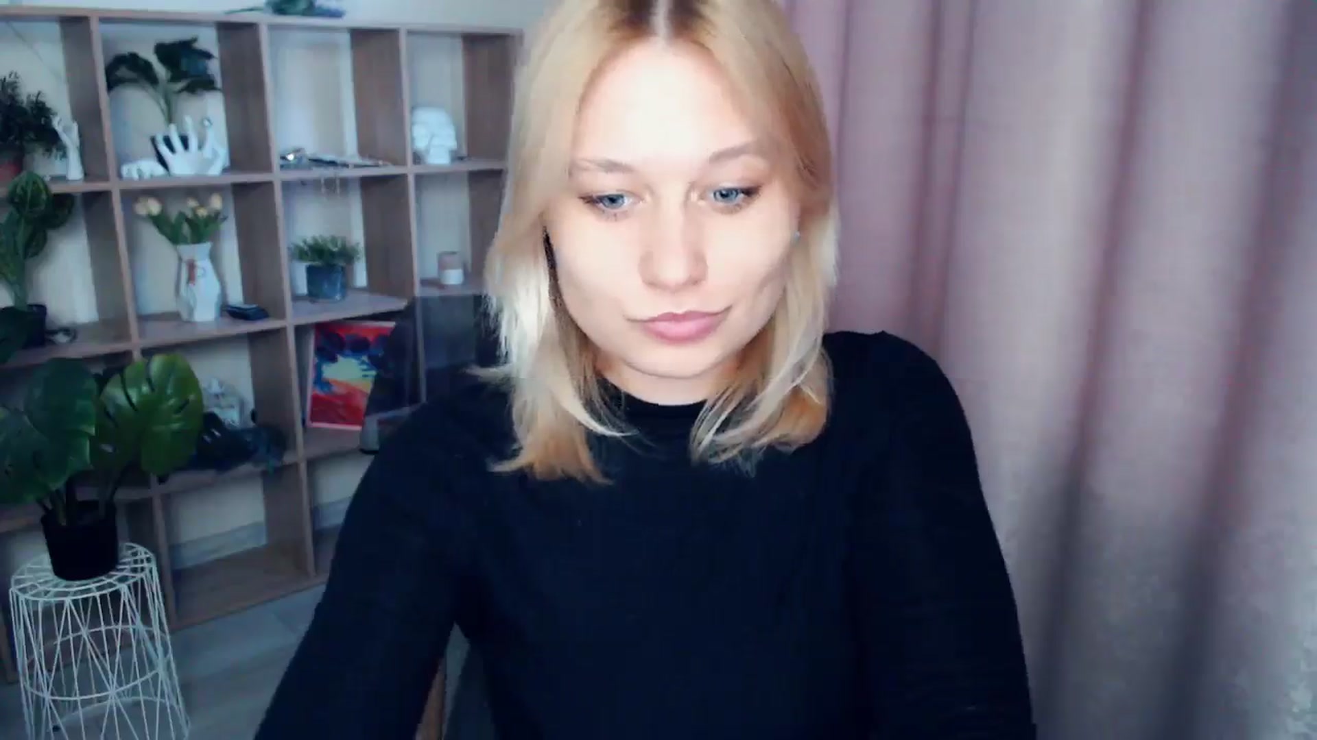 Gallery image thumbnail from Kukla_kolduna's myfreecams stream on, 04/10/2025, 15:57 image 14 of 20